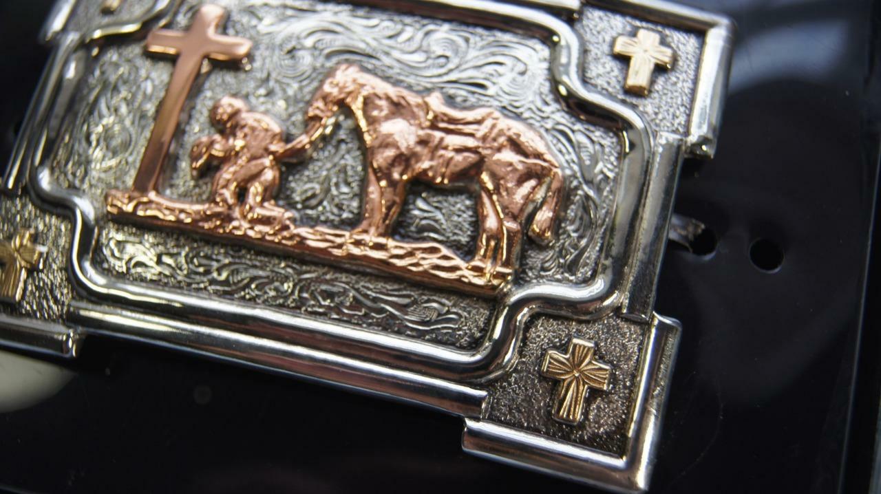 Crumrine Western Belt Buckle Cross Kneeling Praying Cowboy C10103