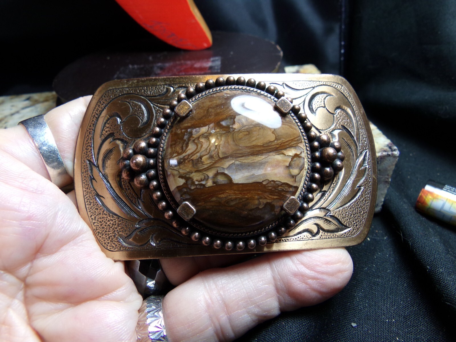 Unisex Belt Buckle, Brass with a Brown & Cream-Colored Stone, 3 1/2&Prime; X 2&Prime;