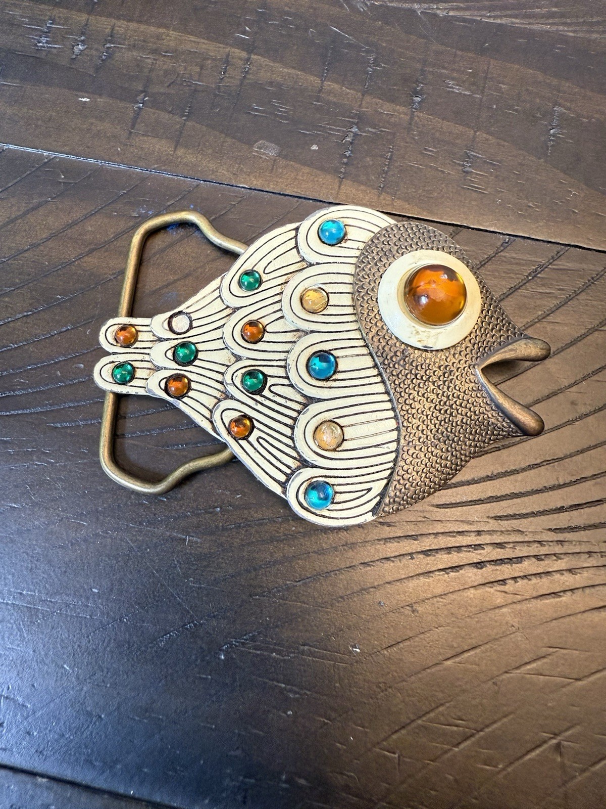vintage FISH belt buckle WESTERN cowboy GLASS EYE golden 1960s