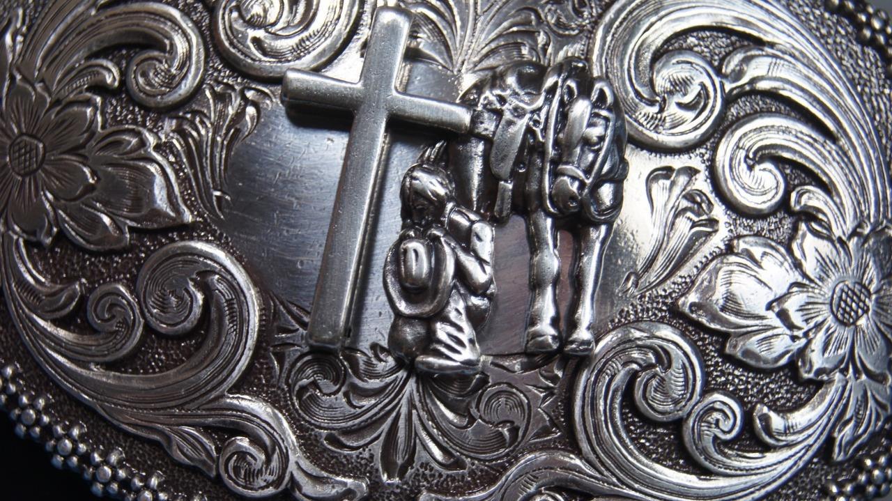 Nocona Cowboy Praying at the Cross Belt Buckle M & F Western 3707259