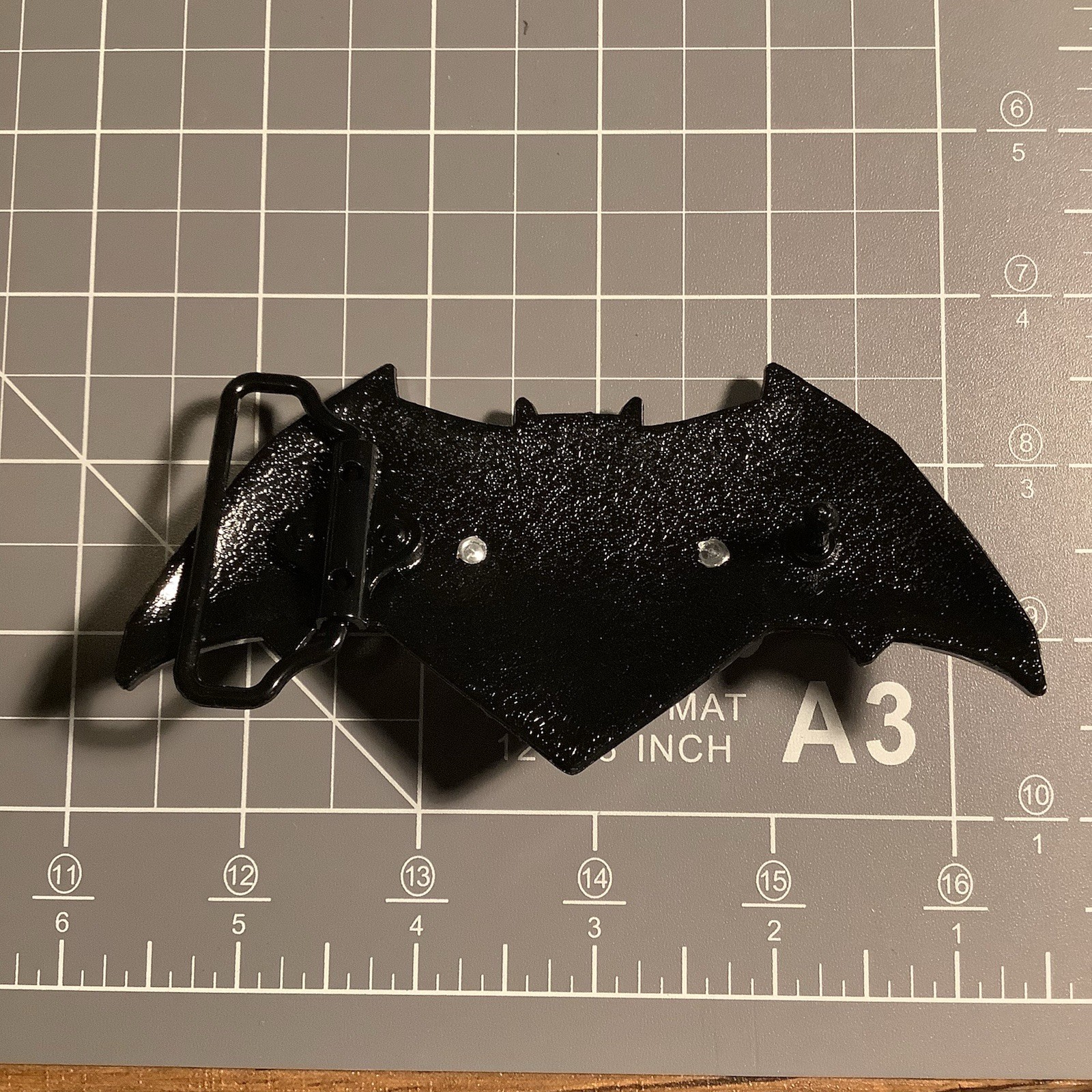 DC&rsquo;s Batman Vs. Superman Metal/Enamel Belt Buckle