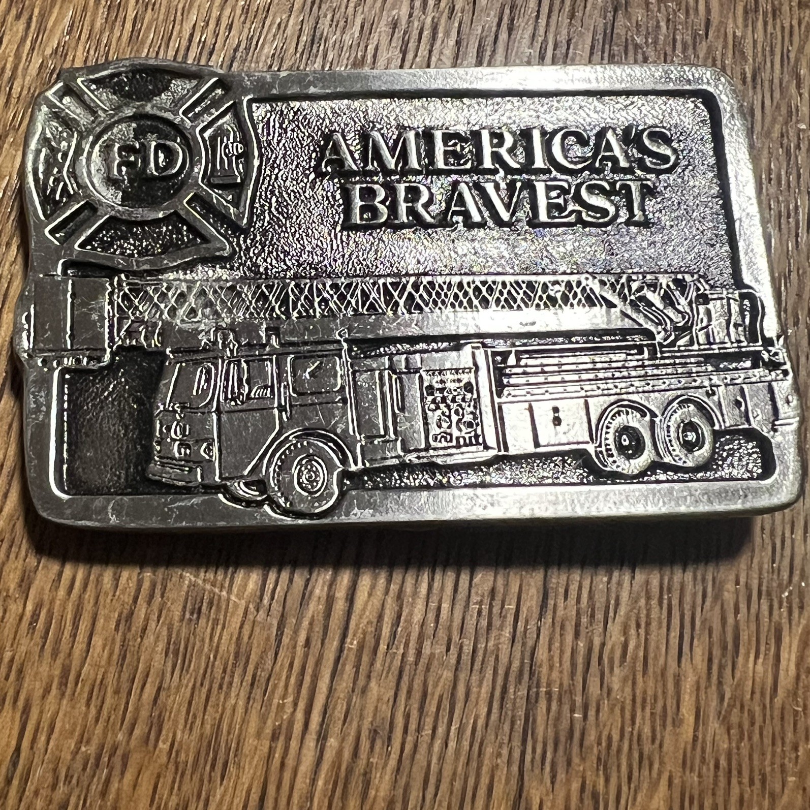 Missing Pin AMERICA&rsquo;S BRAVEST FIRETRUCK LADDER TRUCK Lot of 2 BELTBUCKLE B29