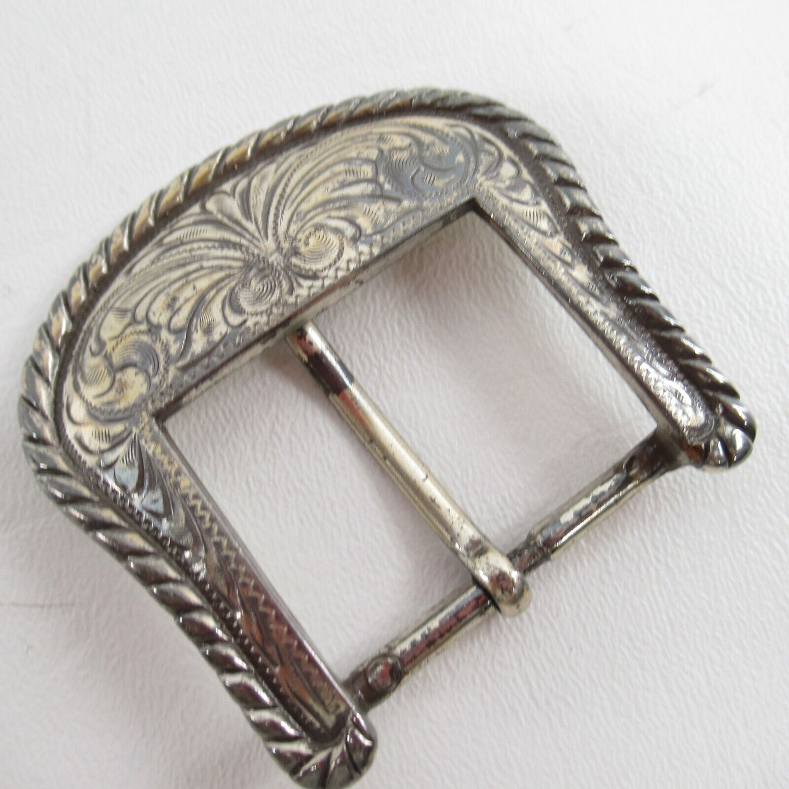 Belt Buckle Loop Etched Silver Plated Western Black Coated Leather Strap Keeper