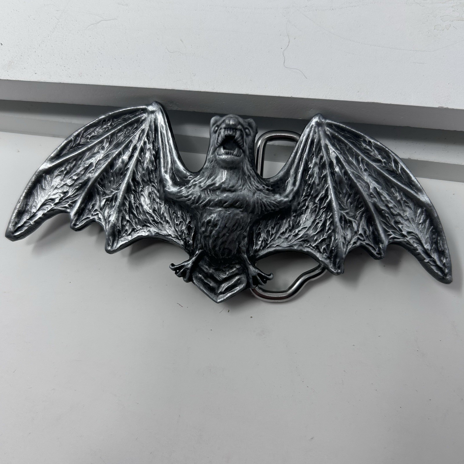 3D Bat Belt Buckle – Western Cowboys Belt Buckle – Mens Womens Belt Buckle