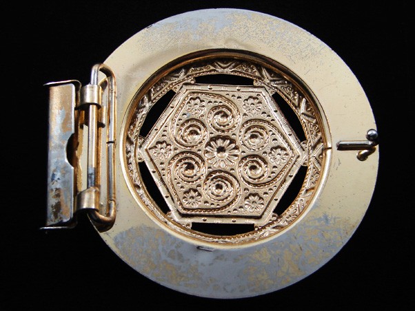 RG15119 REALLY COOL **SUN, HEART, & FLOWERS** ART FASHION GOLDTONE BELT BUCKLE
