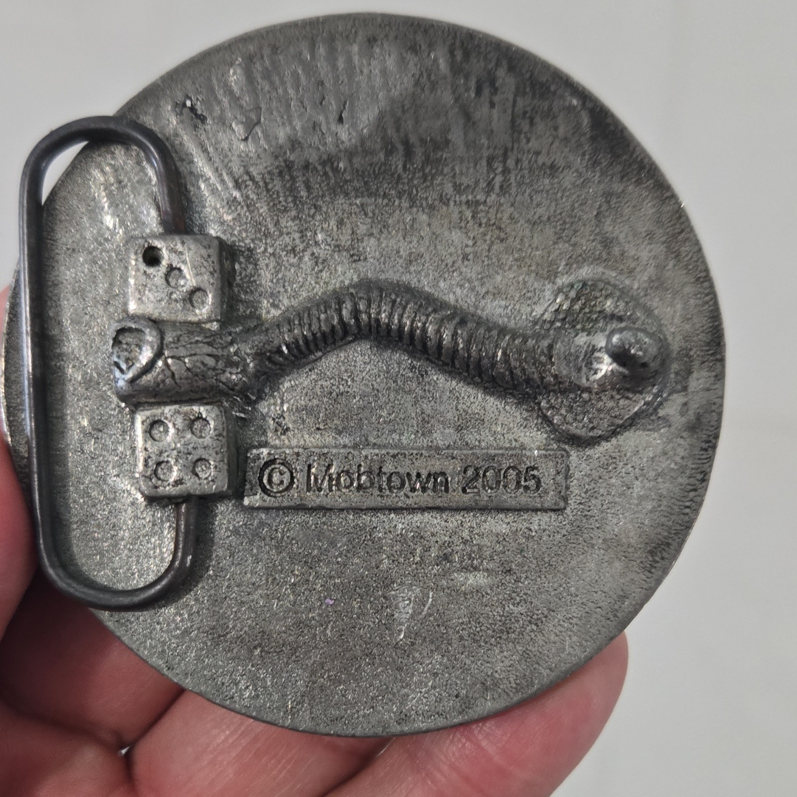 Mobtown 2005 Round Portrait Belt Buckle Metal Clip Fits 1.5 in CheGuevara