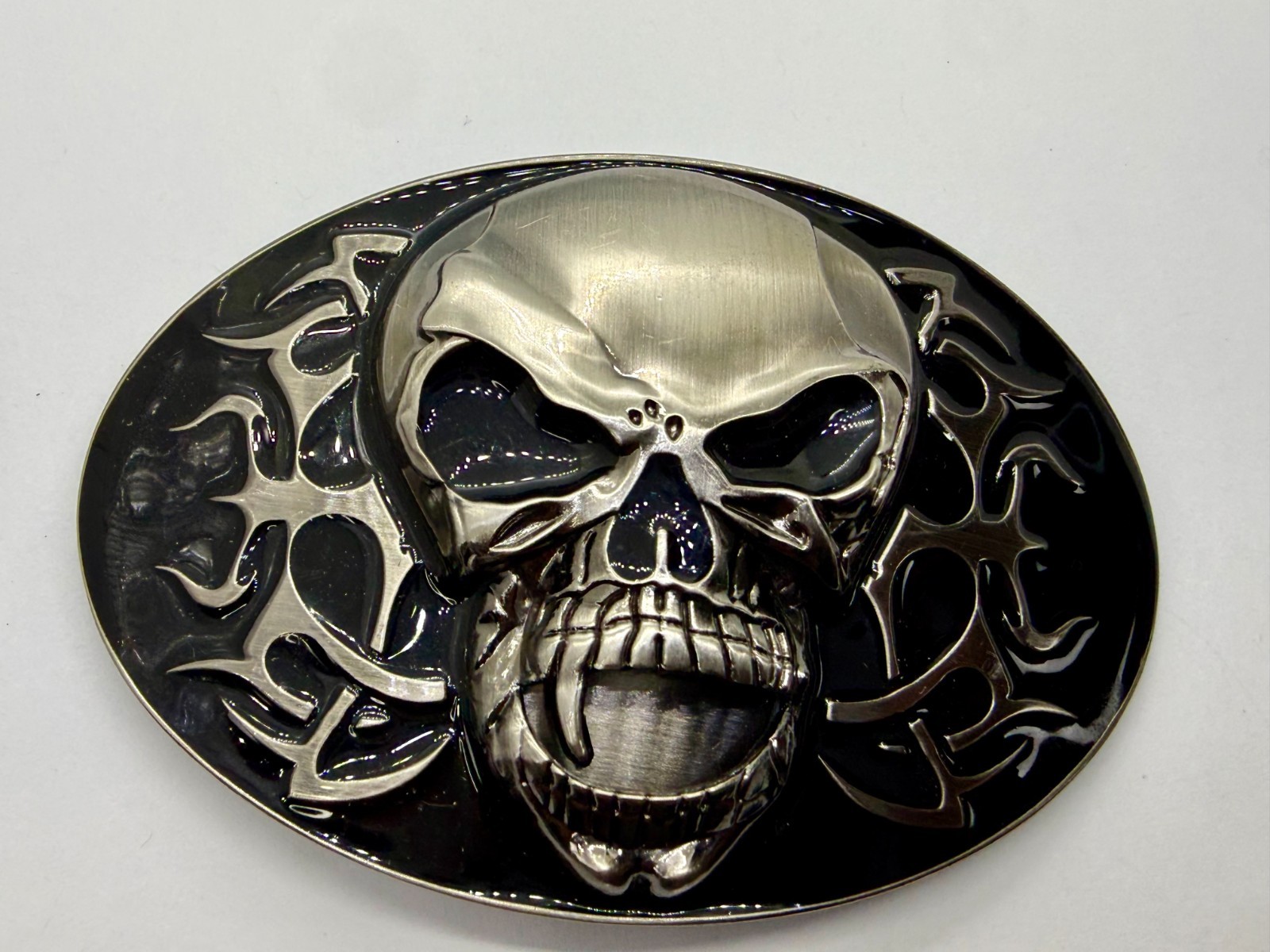 Creepy Flaming Vampire Skull with Fang Gothic Punk Pre Loved Belt Buckle