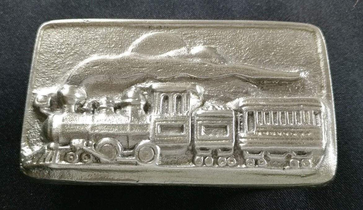 TRAIN STEAM ENGINE AMERICAN LOCOMOTIVE SUN CLOUDS CAR TENDER BELT BUCKLE