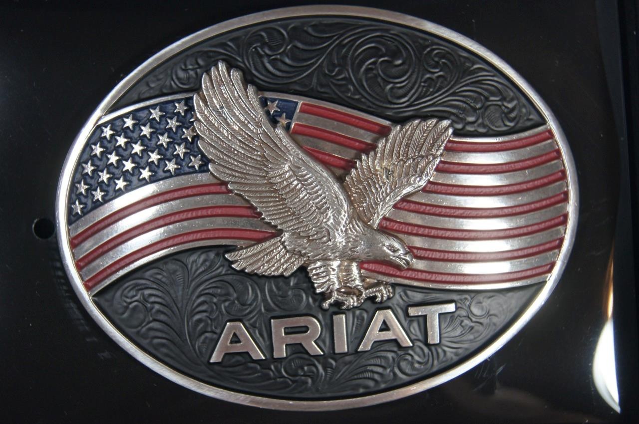 Ariat Western Oval Belt Buckle Eagle and America Flag A37067