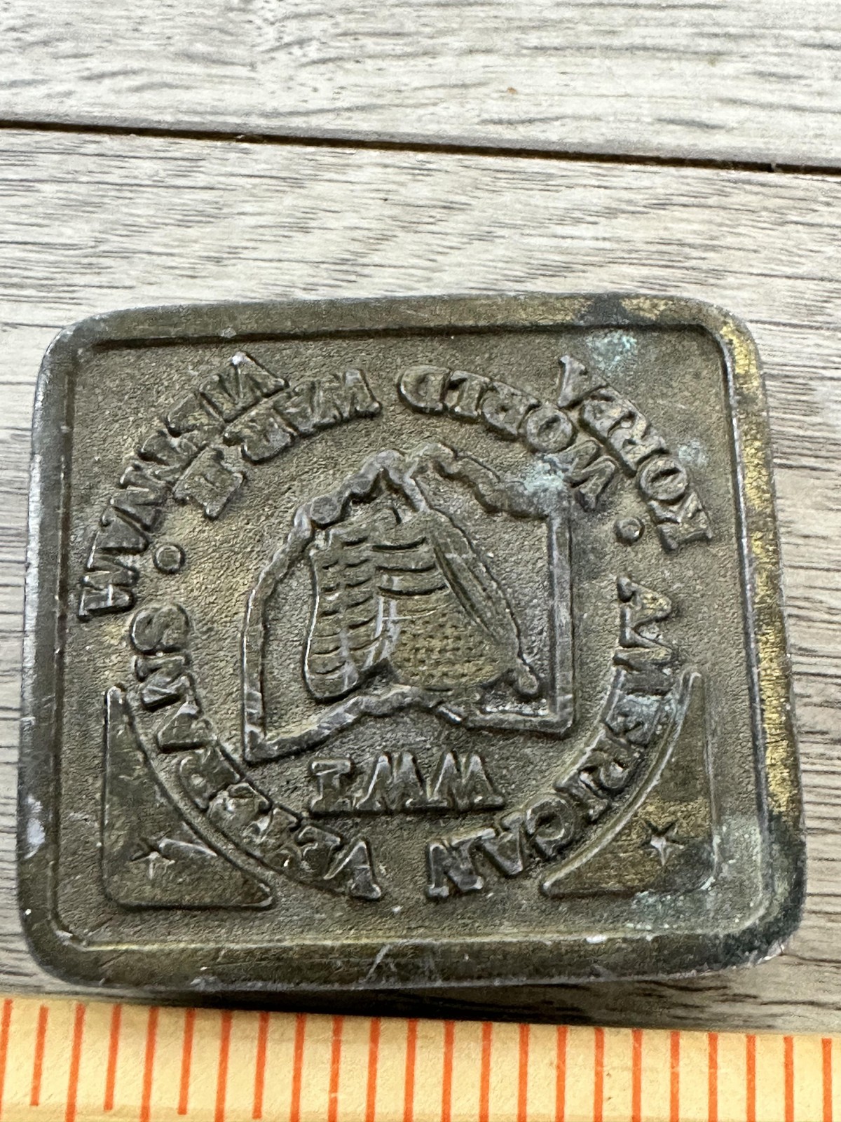 VTG Daleco Veterans WW1 Korea Vietnam Mens Belt Buckle Brass Tone broken peg