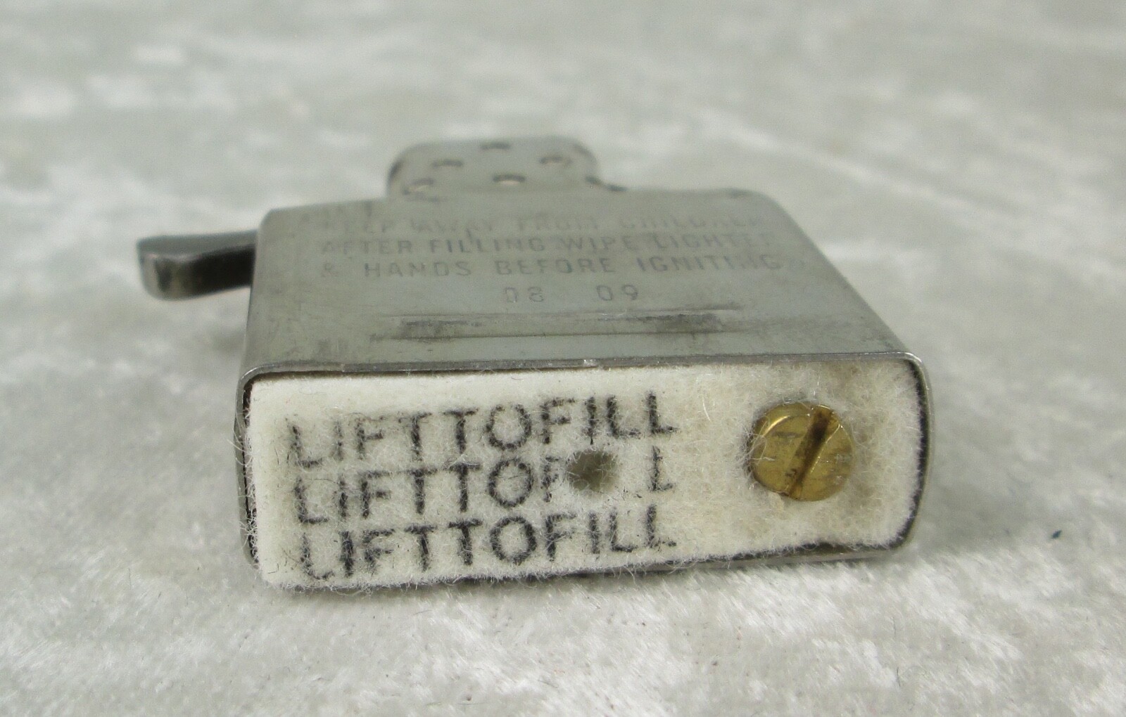 Rock Rebel 2 Revolvers 1 Star Belt Buckle Lighter Holder Pistols Buckle
