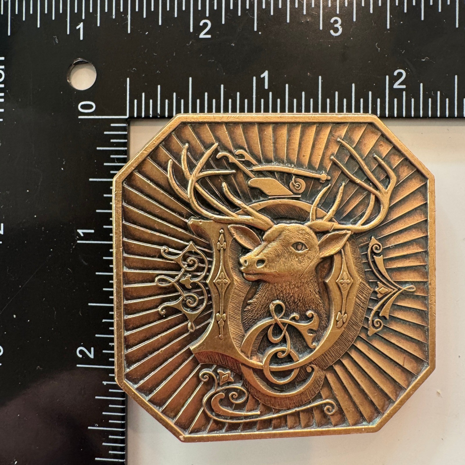 1987 Deere & Company Moline Illinois Octagon Buck Belt Buckle Deere Stag D Logo