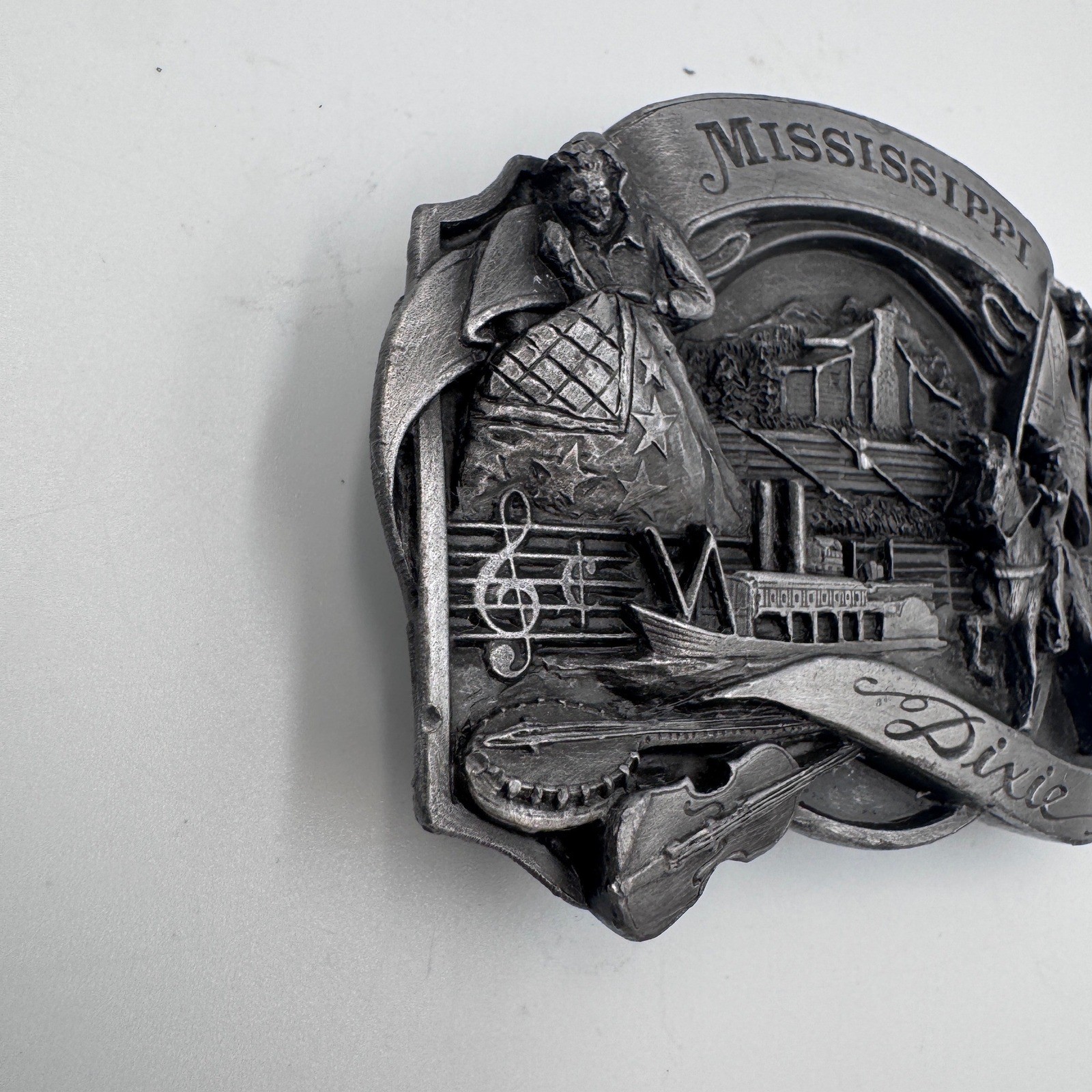 Vintage 1986 Siskiyou Mississippi Dixie Belt Buckle P55 Made in USA Pewter Tone