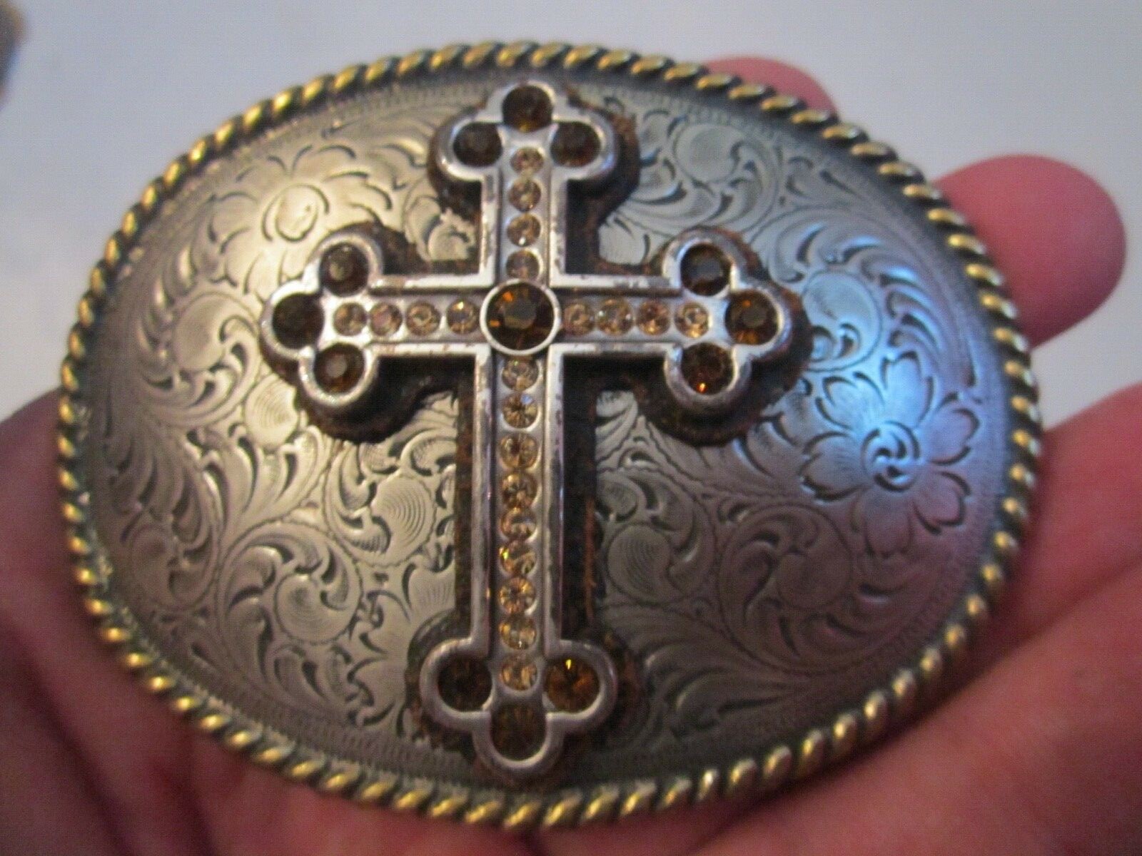 NOCONA RELIGIOUS CROSS WITH CRYSTALS BELT BUCKLE – GW-16