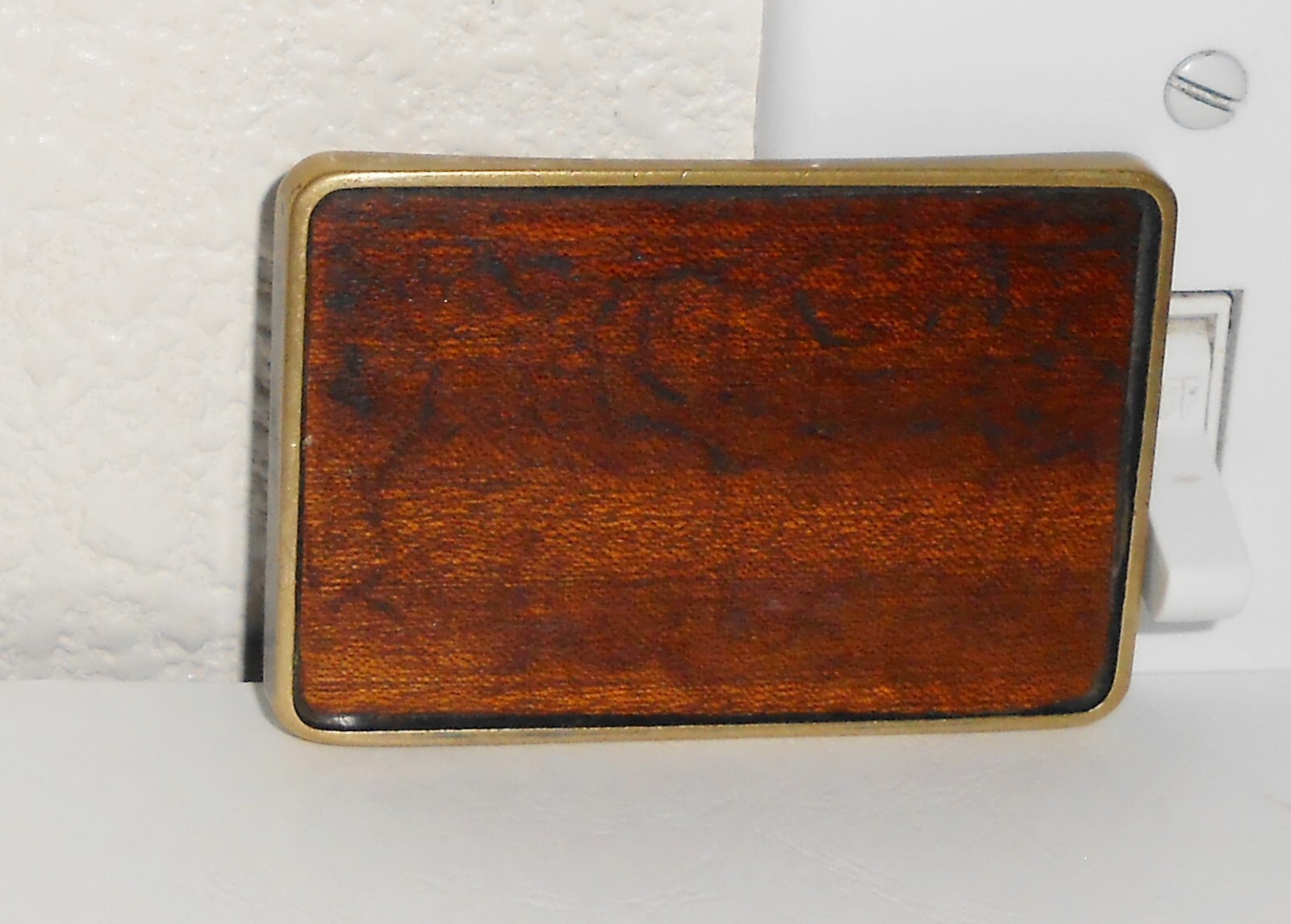 Vintage 1984 Brown Wood Grain Look Solid Brass Belt Buckle NAP Needs Back Loop