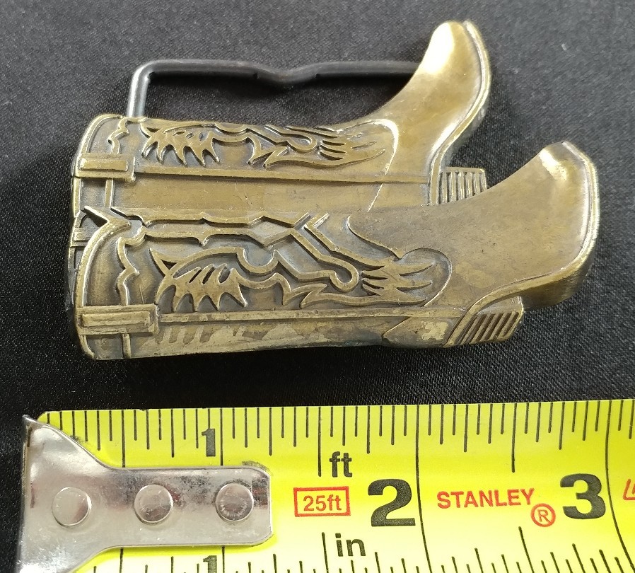WESTERN COWBOY BOOTS SHAPED BRASS TONED METAL BELT BUCKLE