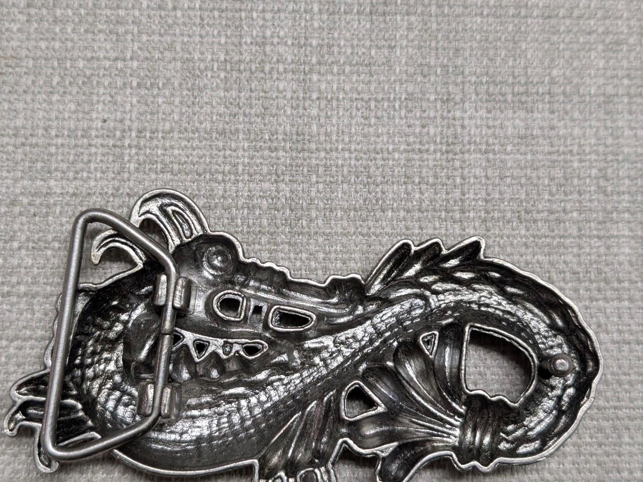 vintage Y2K belt buckle DRAGON metal ASIAN cowboy western CHINESE japanese