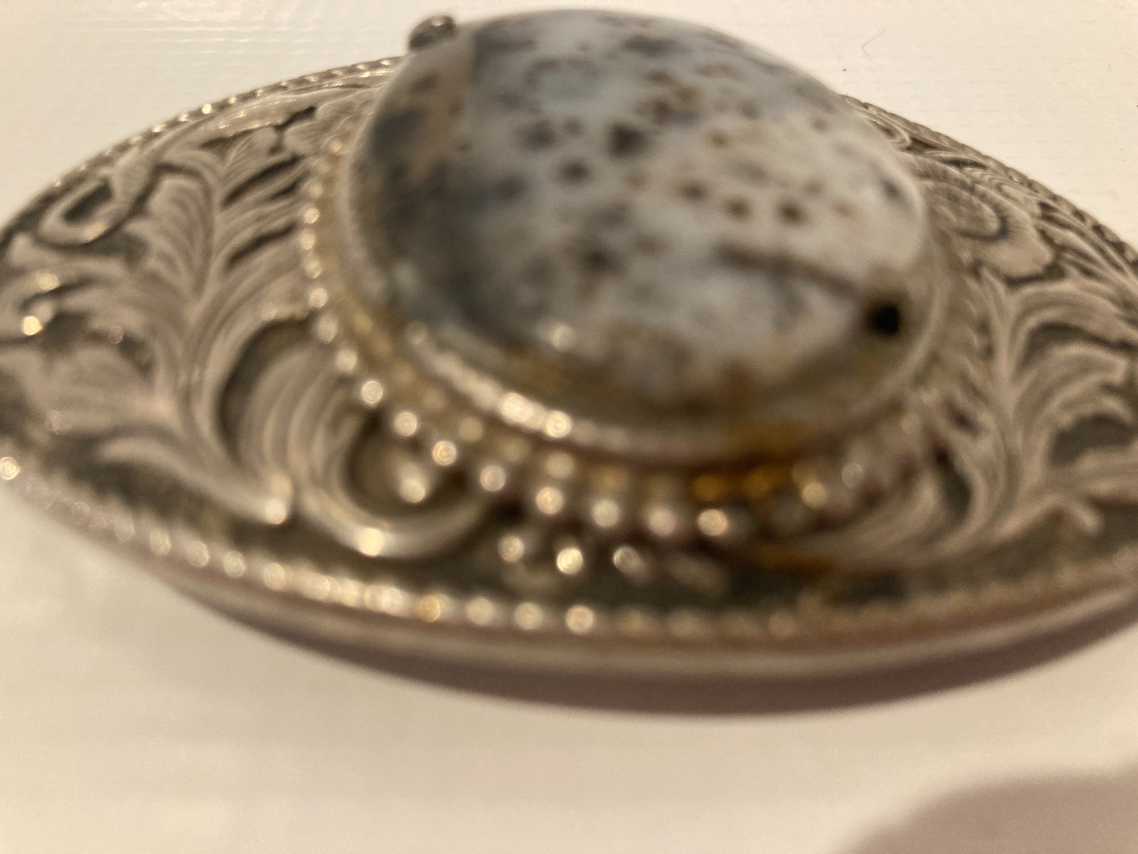 Oval Agate Floral Belt Buckle Silver Tone With Black Enamel 2&Prime; x 3&Prime;
