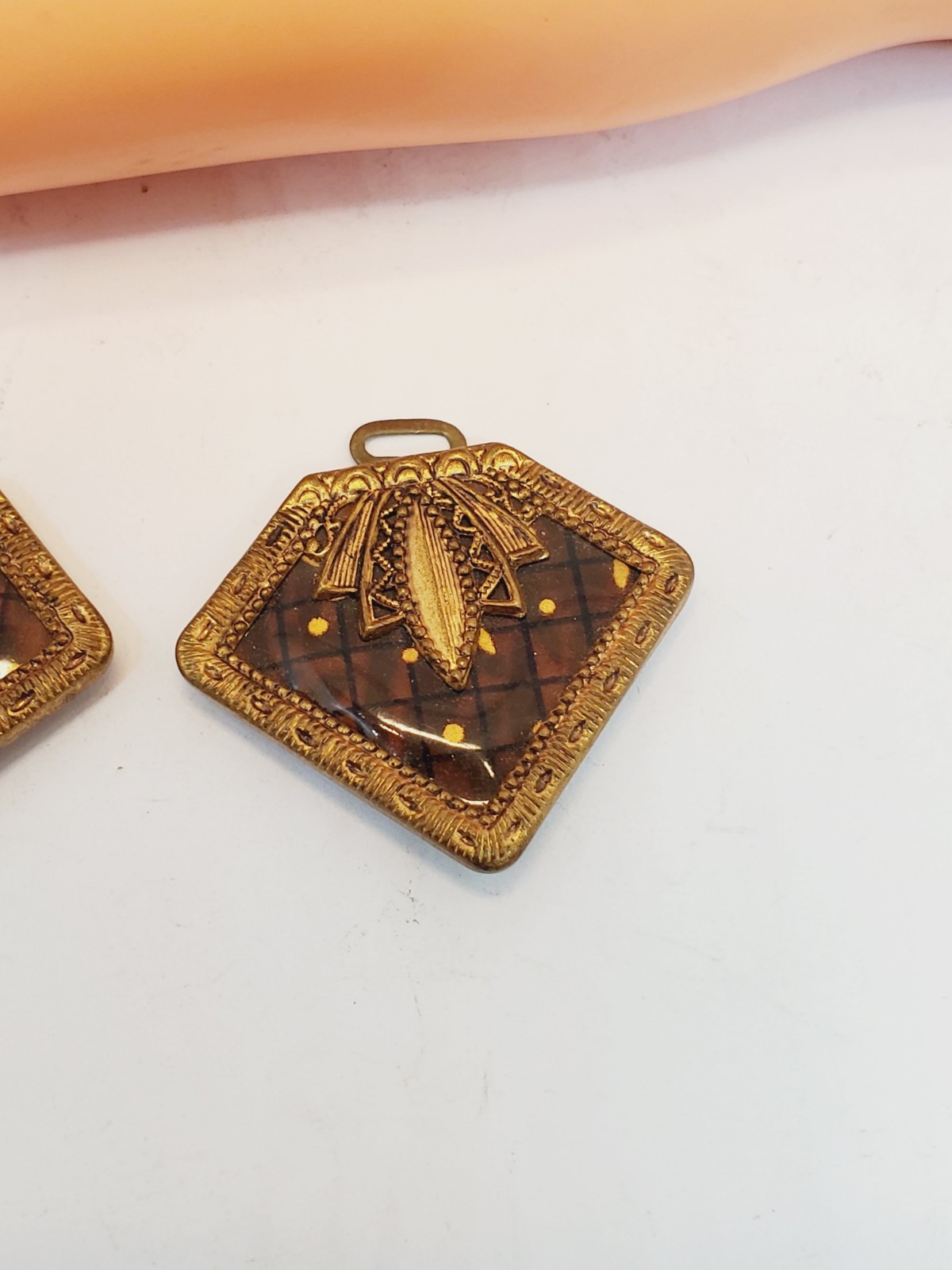 Vintage Women’s Buckle Set Art Deco Inspired Gold Tone Enamel(13)