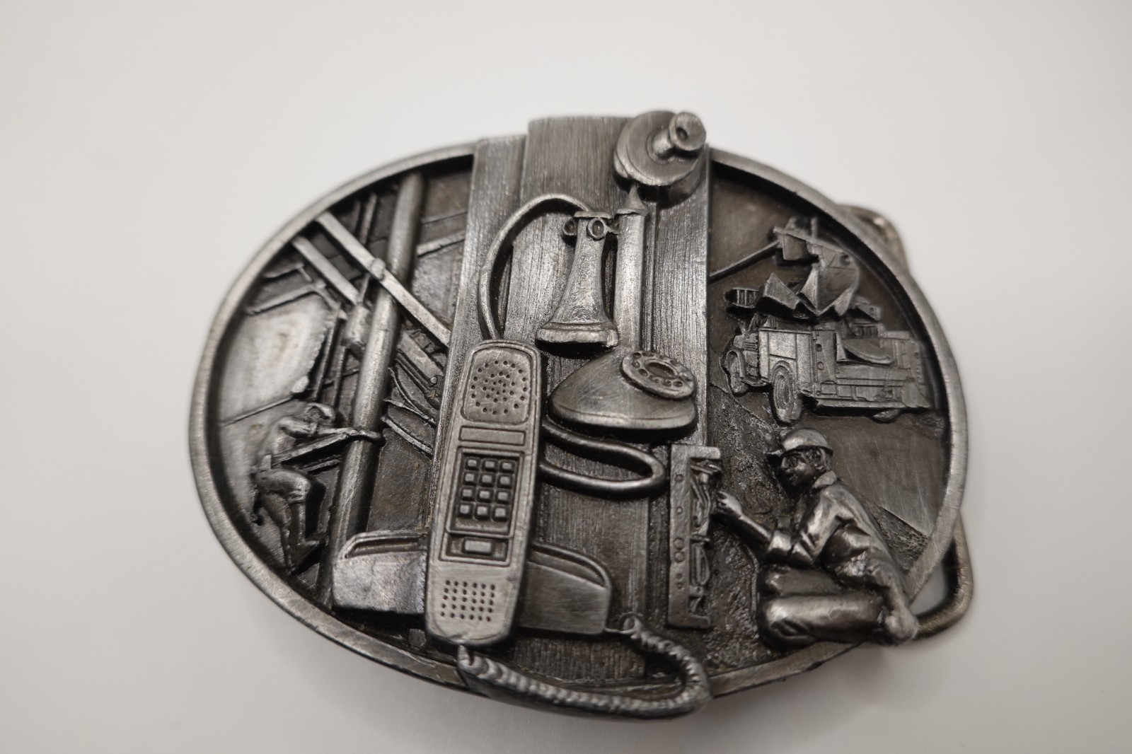 Vintage 1988 Siskiyou Telephone Lineman Heavy Duty Metal Belt Buckle USA
