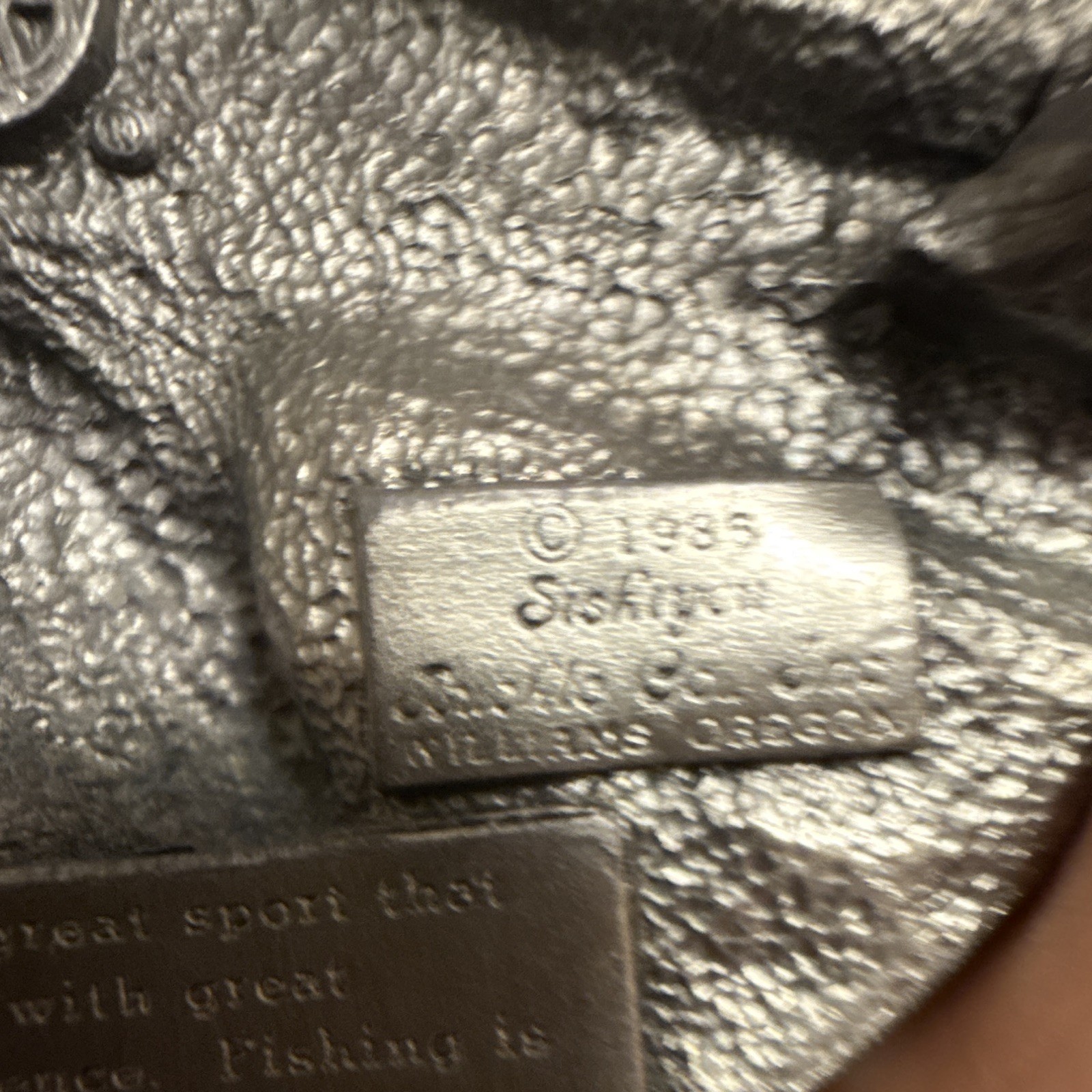 Siskiyou “I’d Rather Be Fishing” Vintage 1985 Western belt buckle 1.5