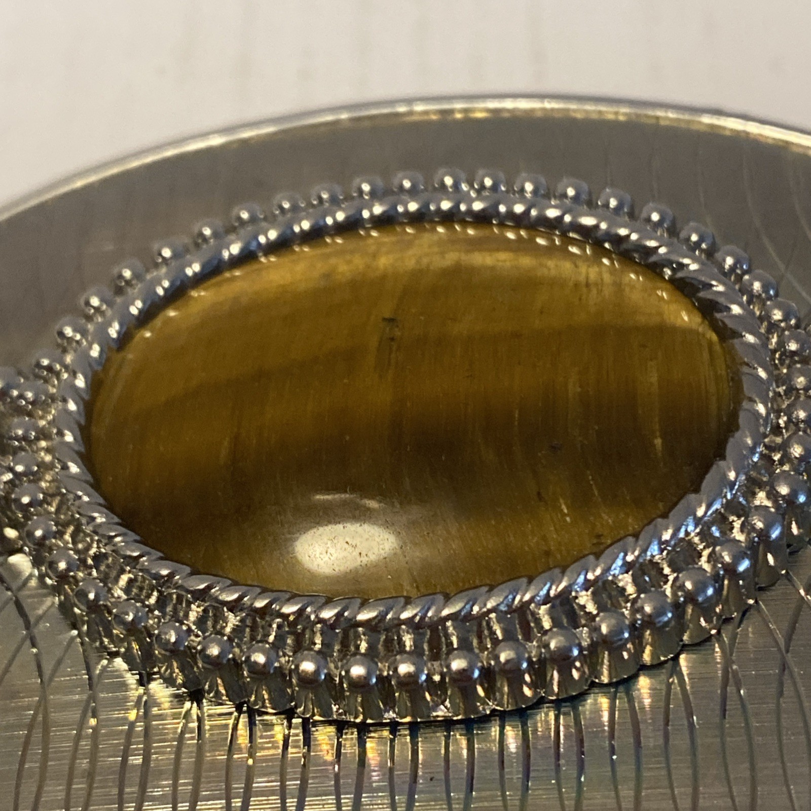 TIGER&rsquo;S EYE GEMSTONE BELT BUCKLE