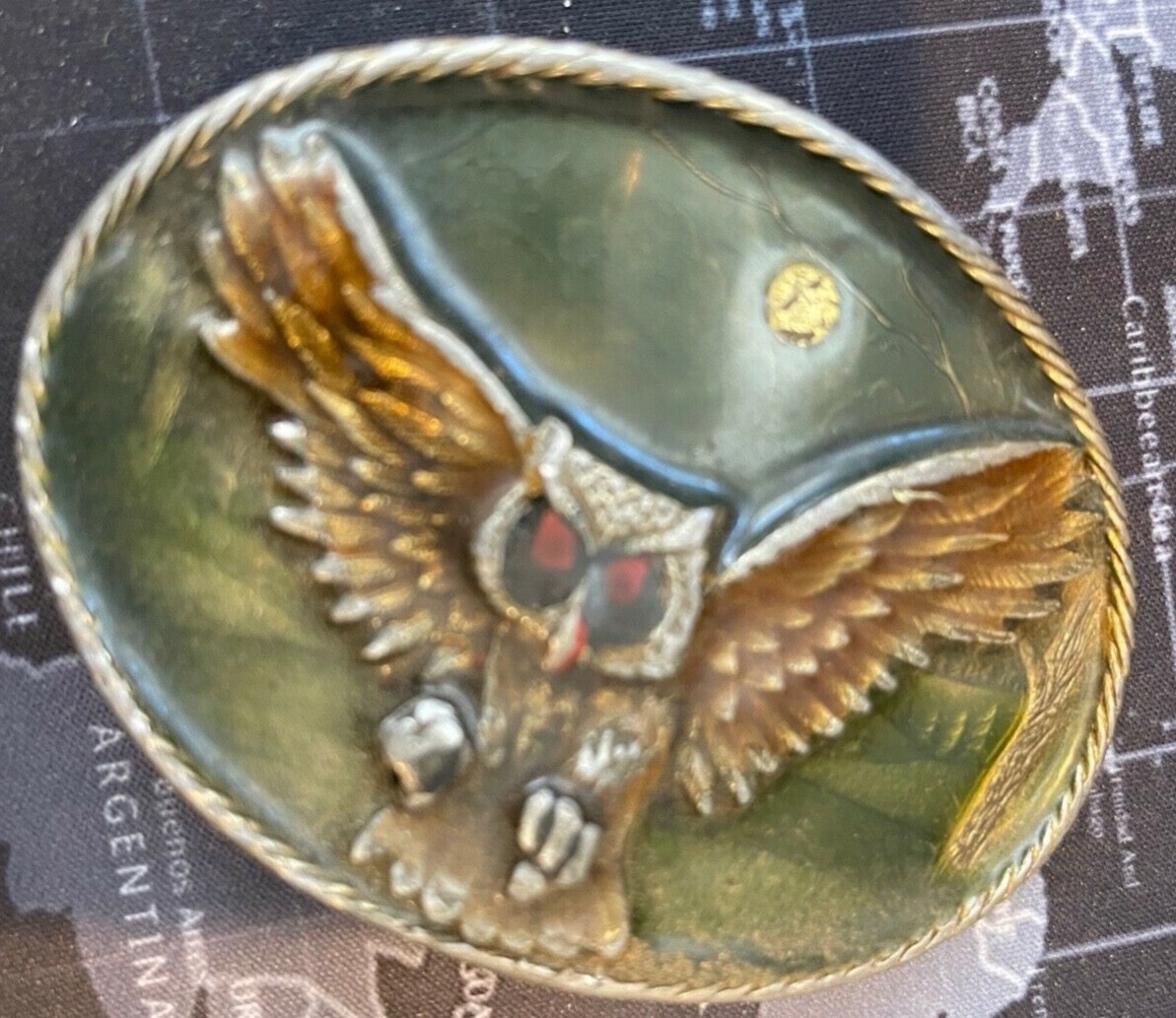 The great American Buckle co. serial number 487 (1980) – Brass/Enamel OWL