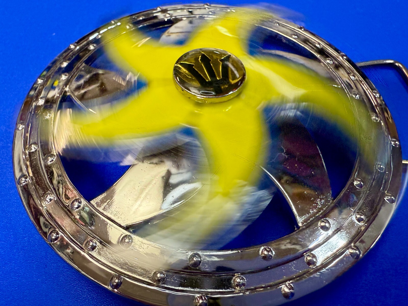 Spinning Arrow Yellow Star Circle Neptune Symbol Round Spinner Large Belt Buckle
