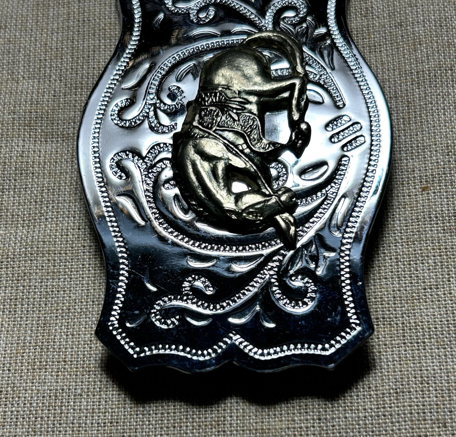Western Horse Belt Buckle Silver Tone Engraved Cowboy Rodeo 1.5” Strap