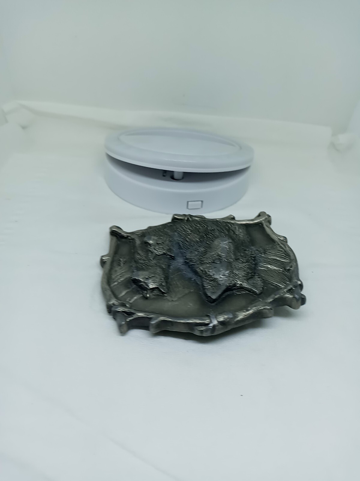 Vtg. Great American Products Pewter 3 Wolves Belt Buckle. Intricate. Heavy