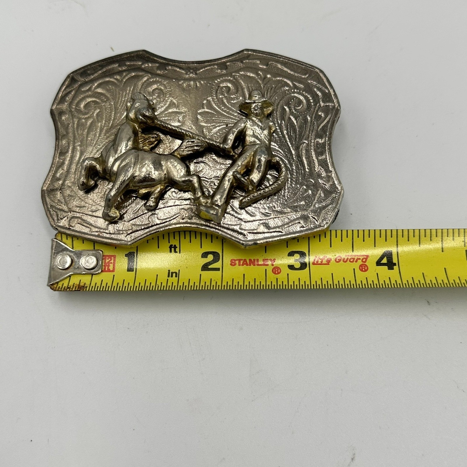 Vintage Belt Buckle Western Cowboy Silver Roping Horse & Rider Rodeo Scene 882