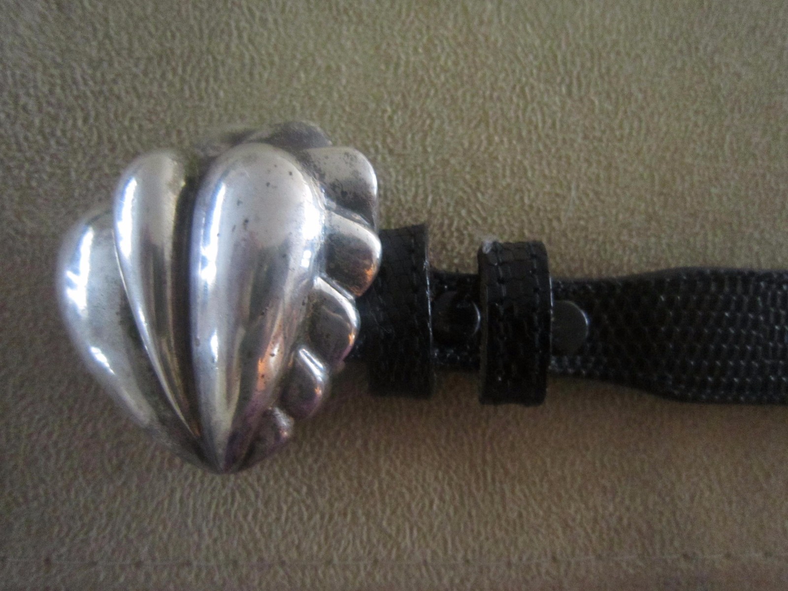 Kieselstein-Cord Sterling Heart Buckle and Black Lizard Belt Size 2