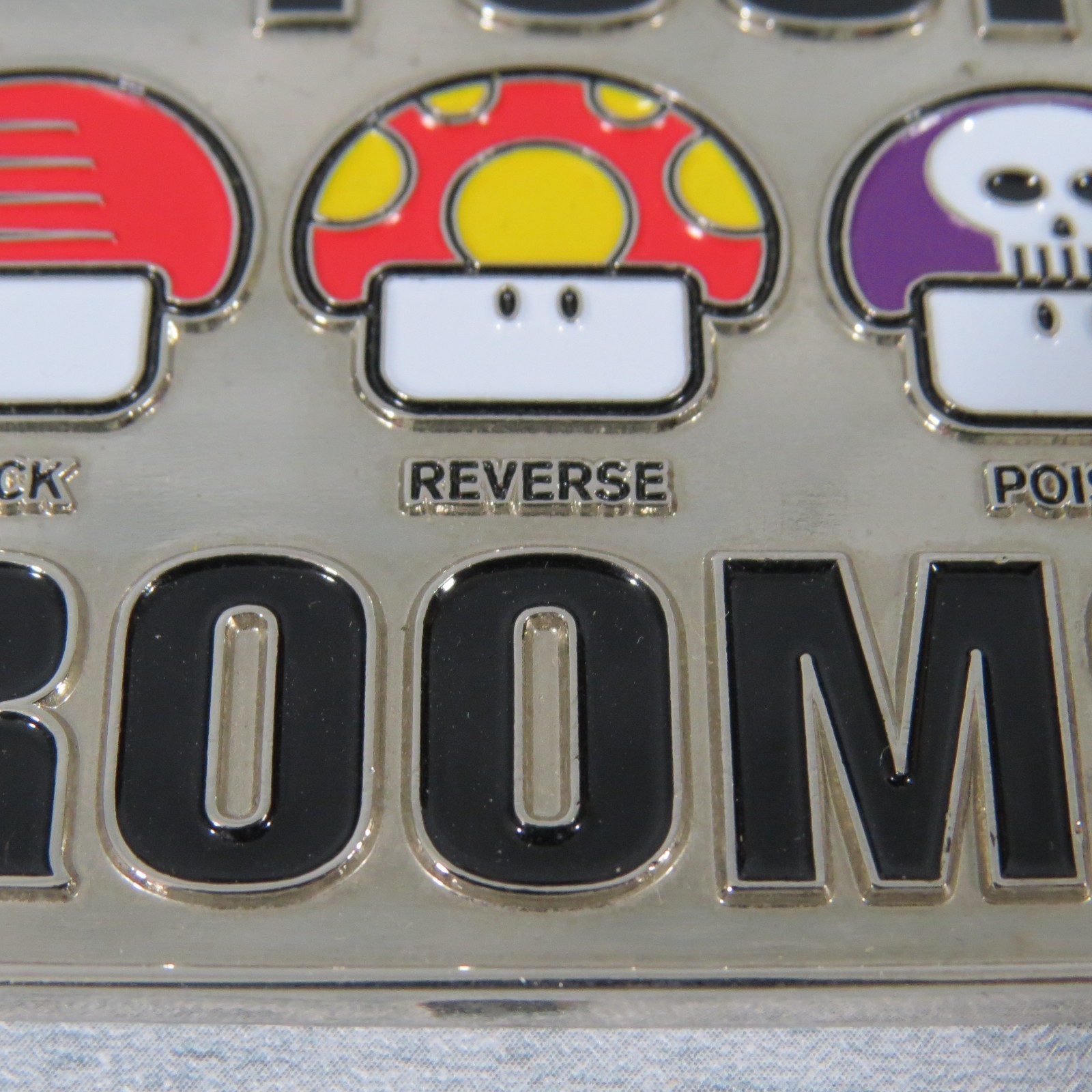 2004 Nintendo Know Your Mushrooms Super Mario Belt Buckle
