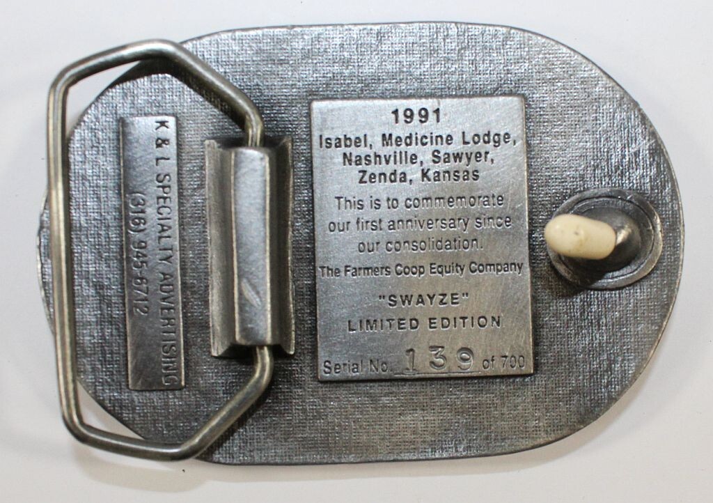 CLASSIC BELT BUCKLE FARMERS COOP EQUITY CO « SWAYZE » LMT ED #139 OF 700 BB18