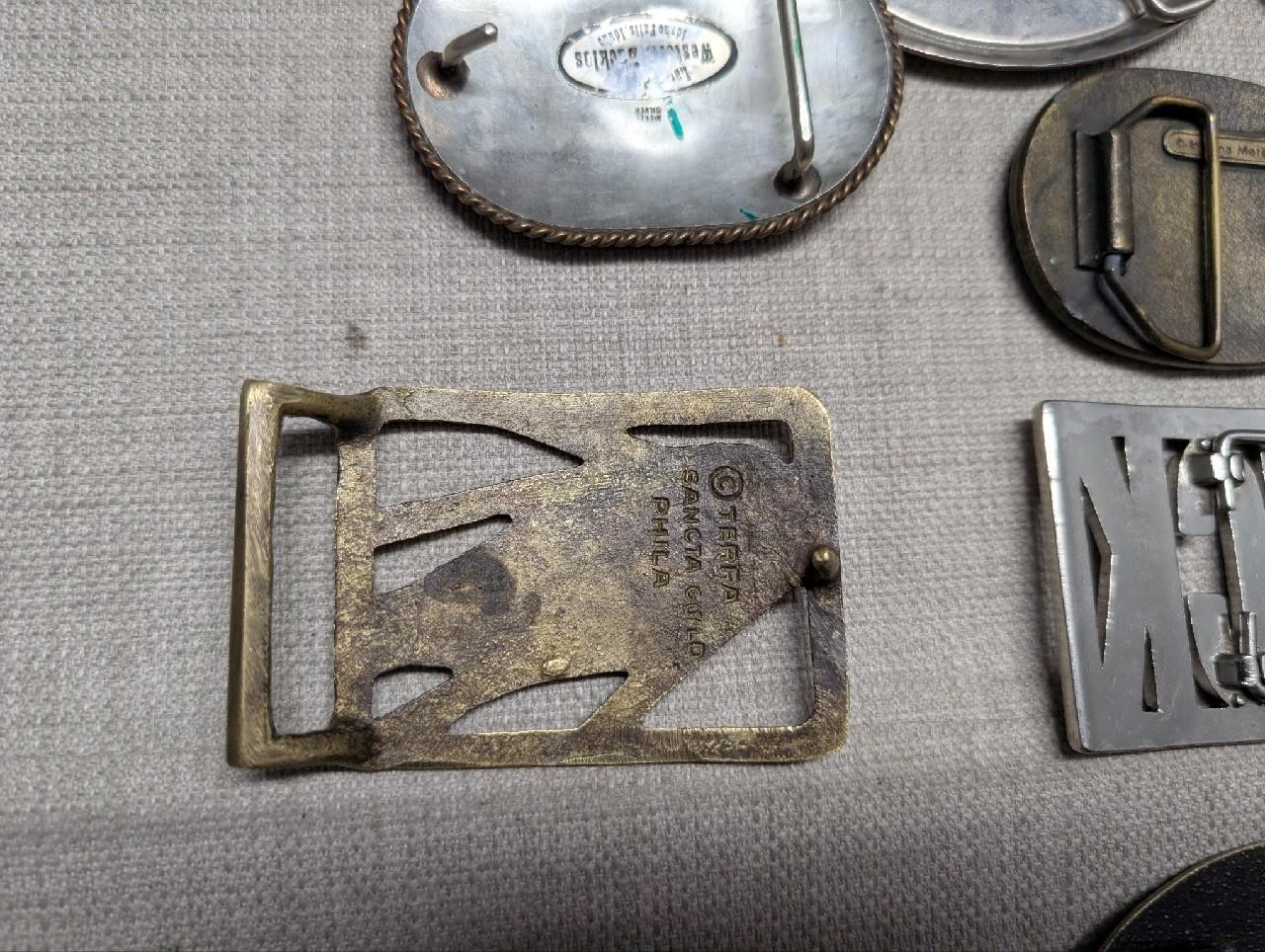 vintage LOT OF 19 belt buckles WESTERN brass cowboy 1970s-1980&rsquo;s