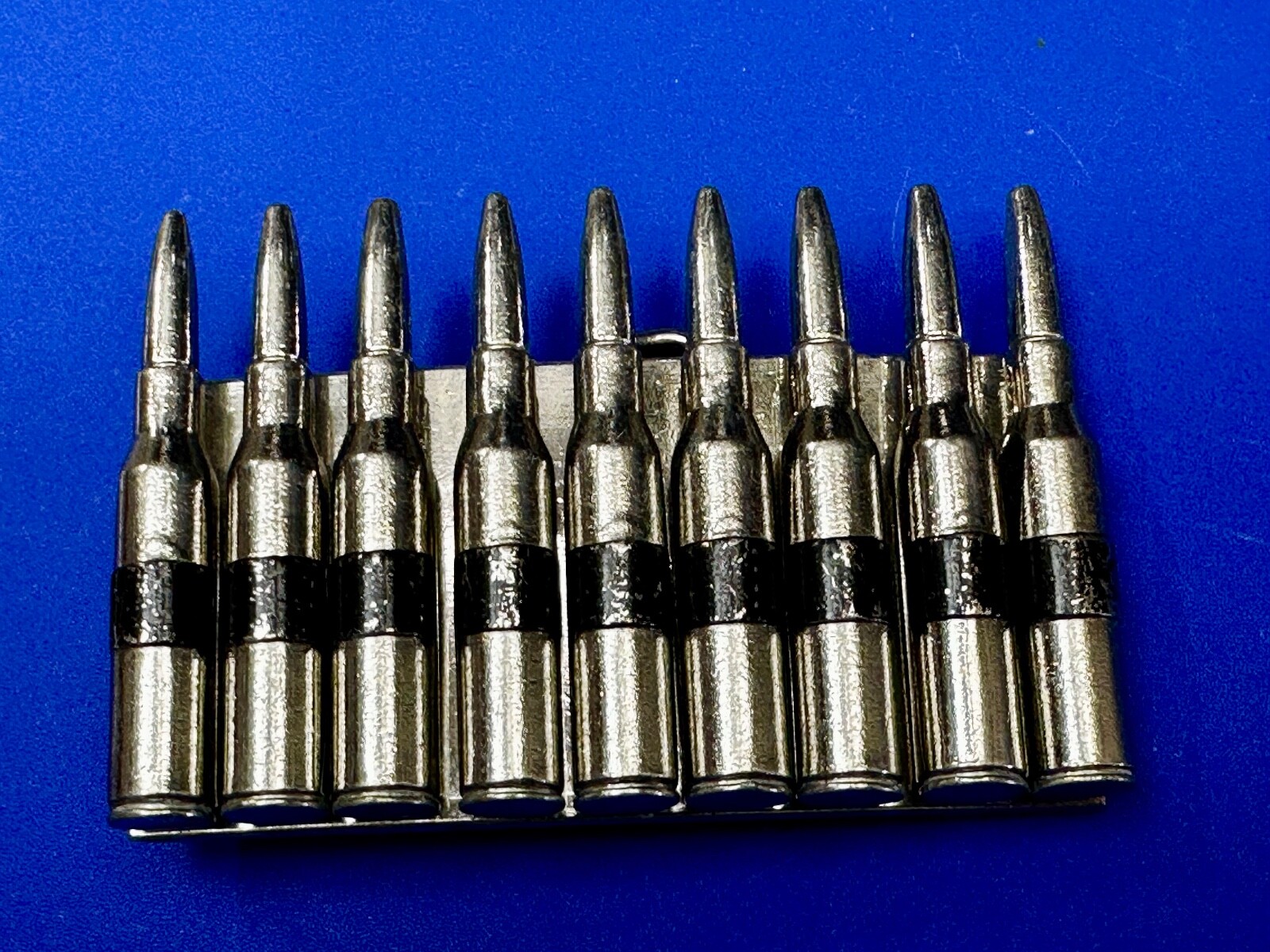 Gun Bullet&rsquo;s Shell Casing Chain Ammo Clip Figural Belt Buckle