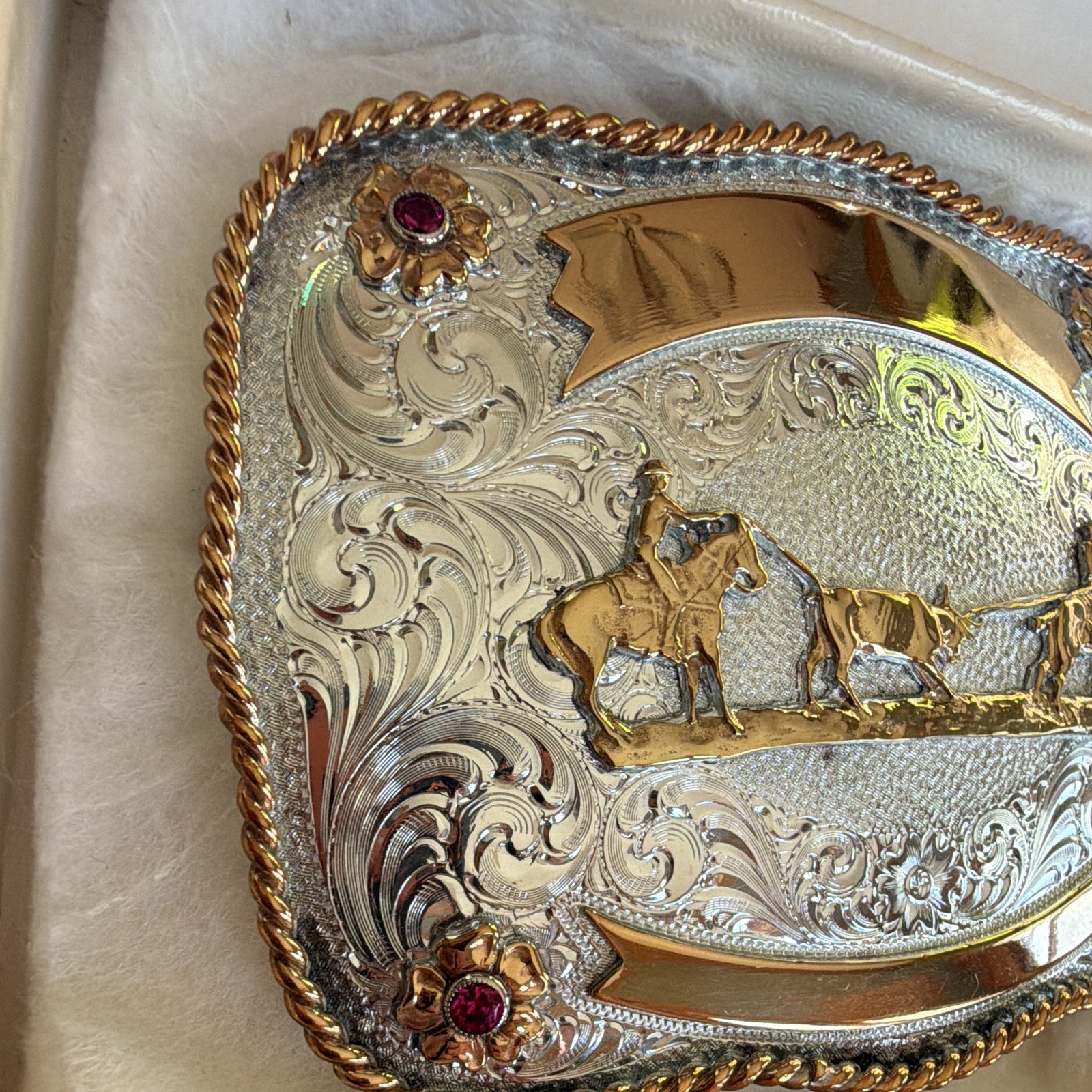 Montana Silversmiths Silver Plate Western Horse Belt Buckle Rope Edge 1.5in