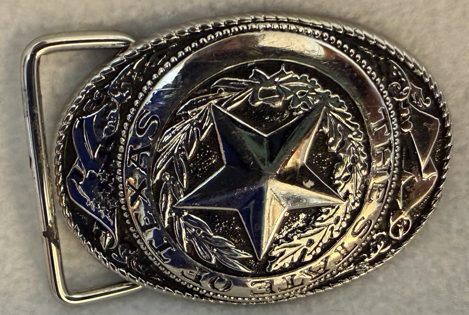 Men’s Silver Metal Oval Texas Lone Star Floral Western Belt Buckle 1.5&Prime; USA