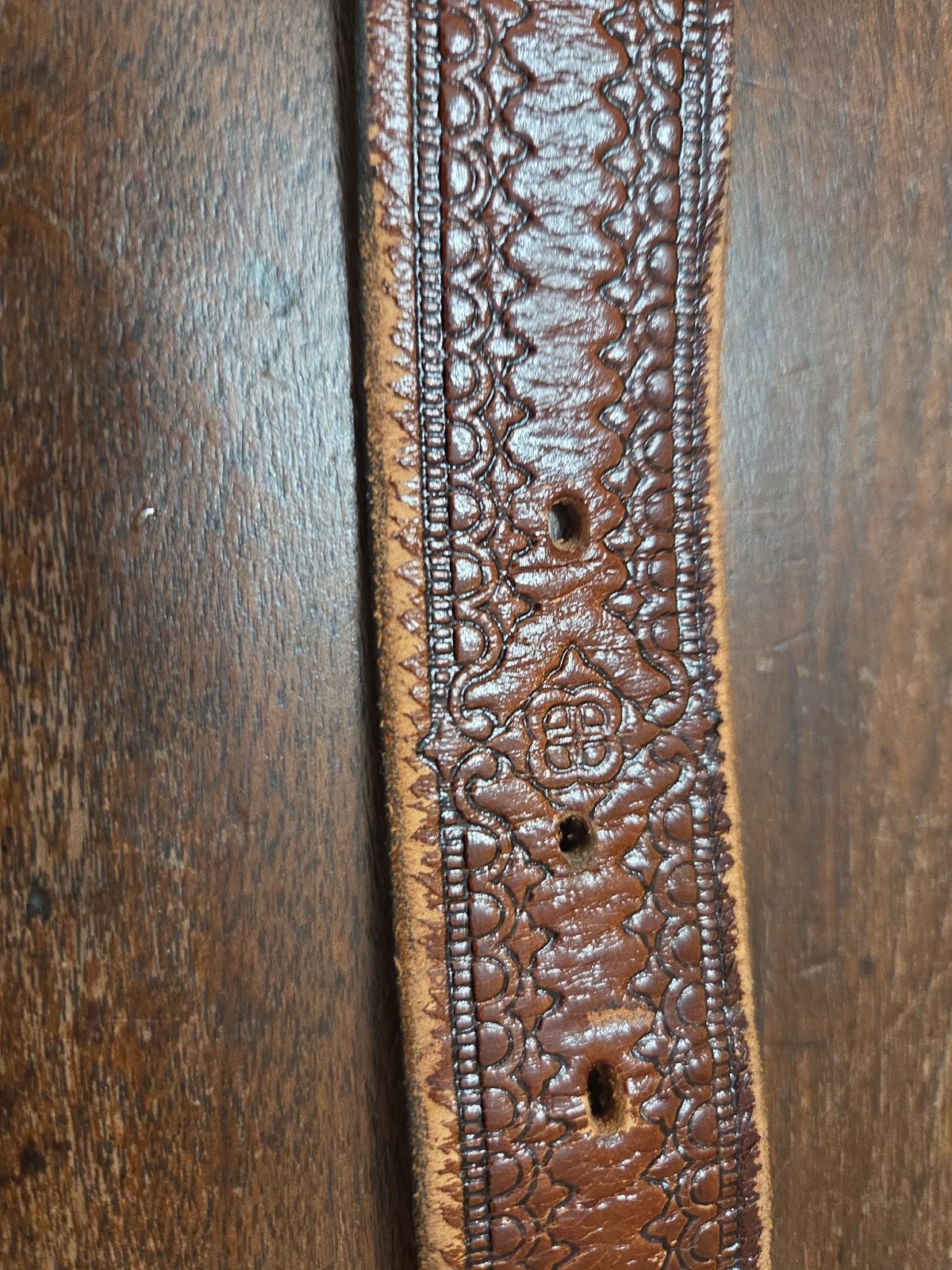 Belt C+ J Inc Pewter Buckle With Deer In Woods Belt Brown Tooled Leather 46