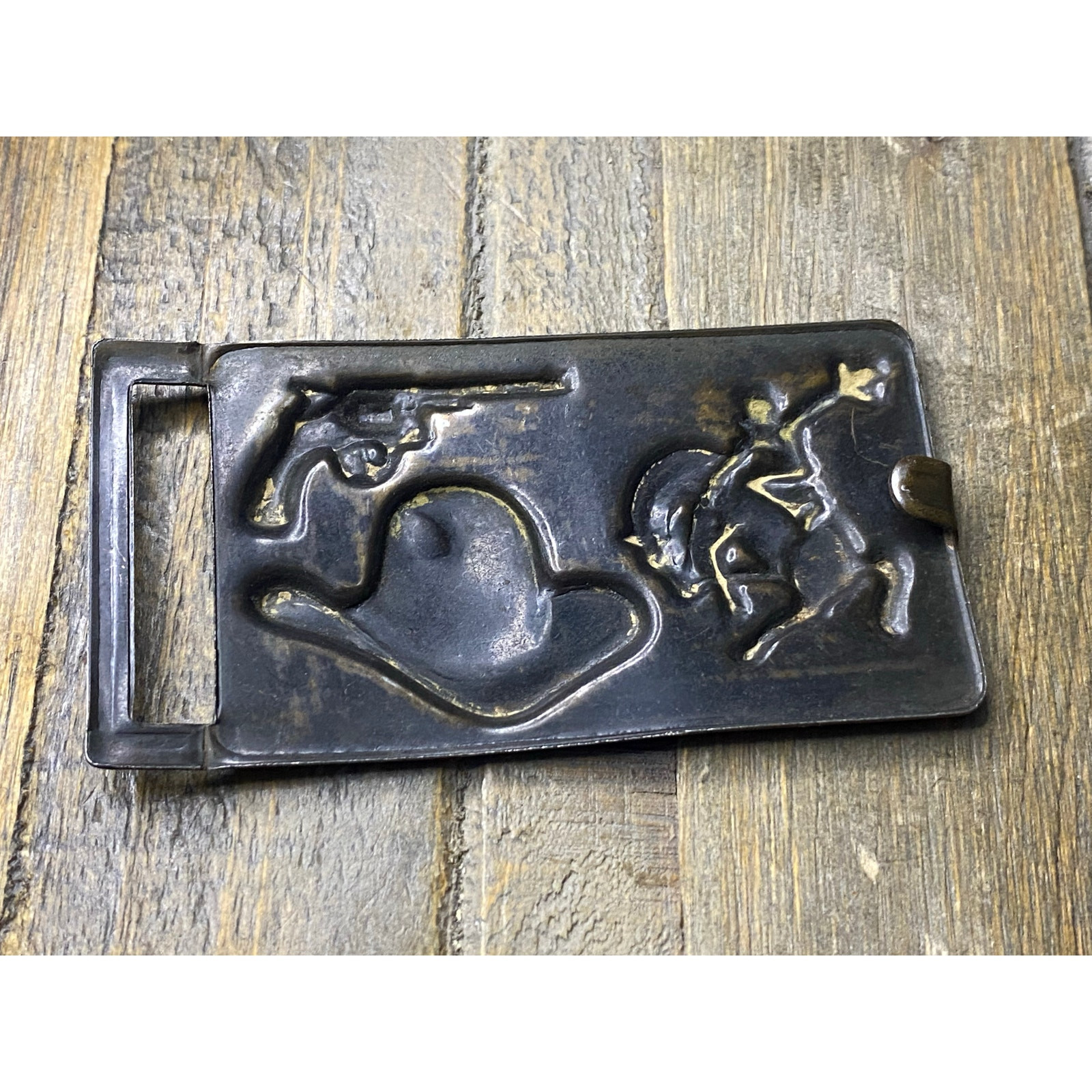 VINTAGE 3 1/2&Prime; WIDE WESTERN COWBOY HORSE HAT SIX SHOOTER METAL BELT BUCKLE
