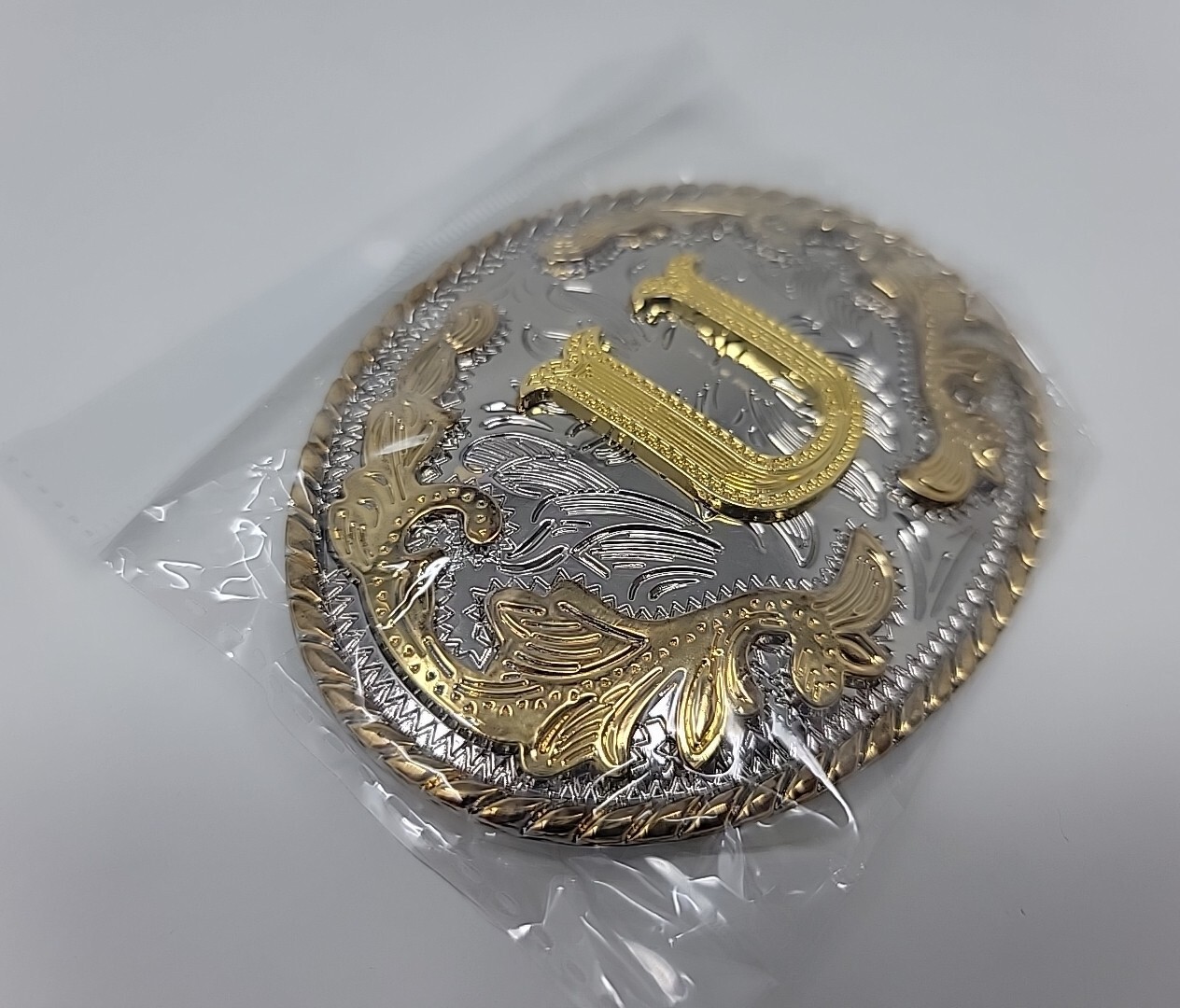 Metal Western Belt Buckle The Letter U – Gold/Chrome -Unisex Adult Alphabet 1 sz