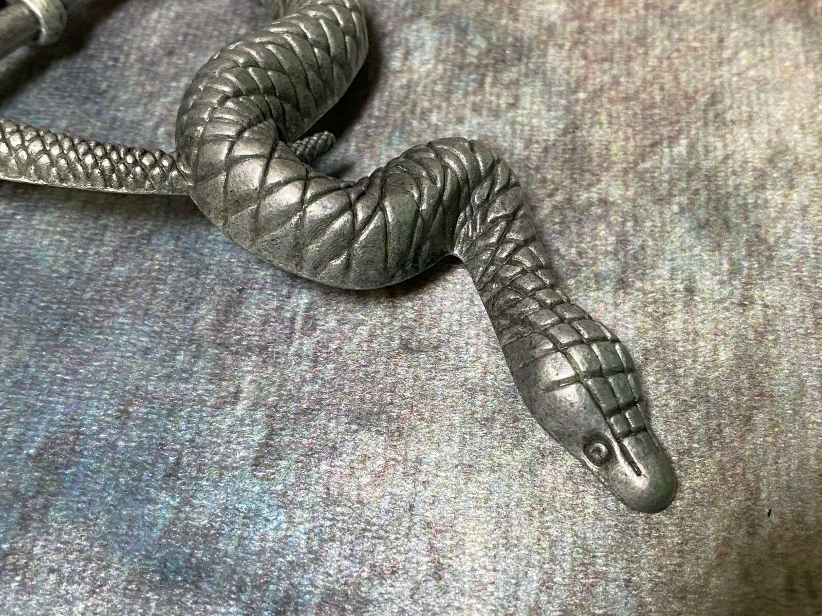 ENMON SNAKE BELT BUCKLE UNIQUE Pewter 6&Prime; (L) x 2 5/8&Prime; (W) NEW