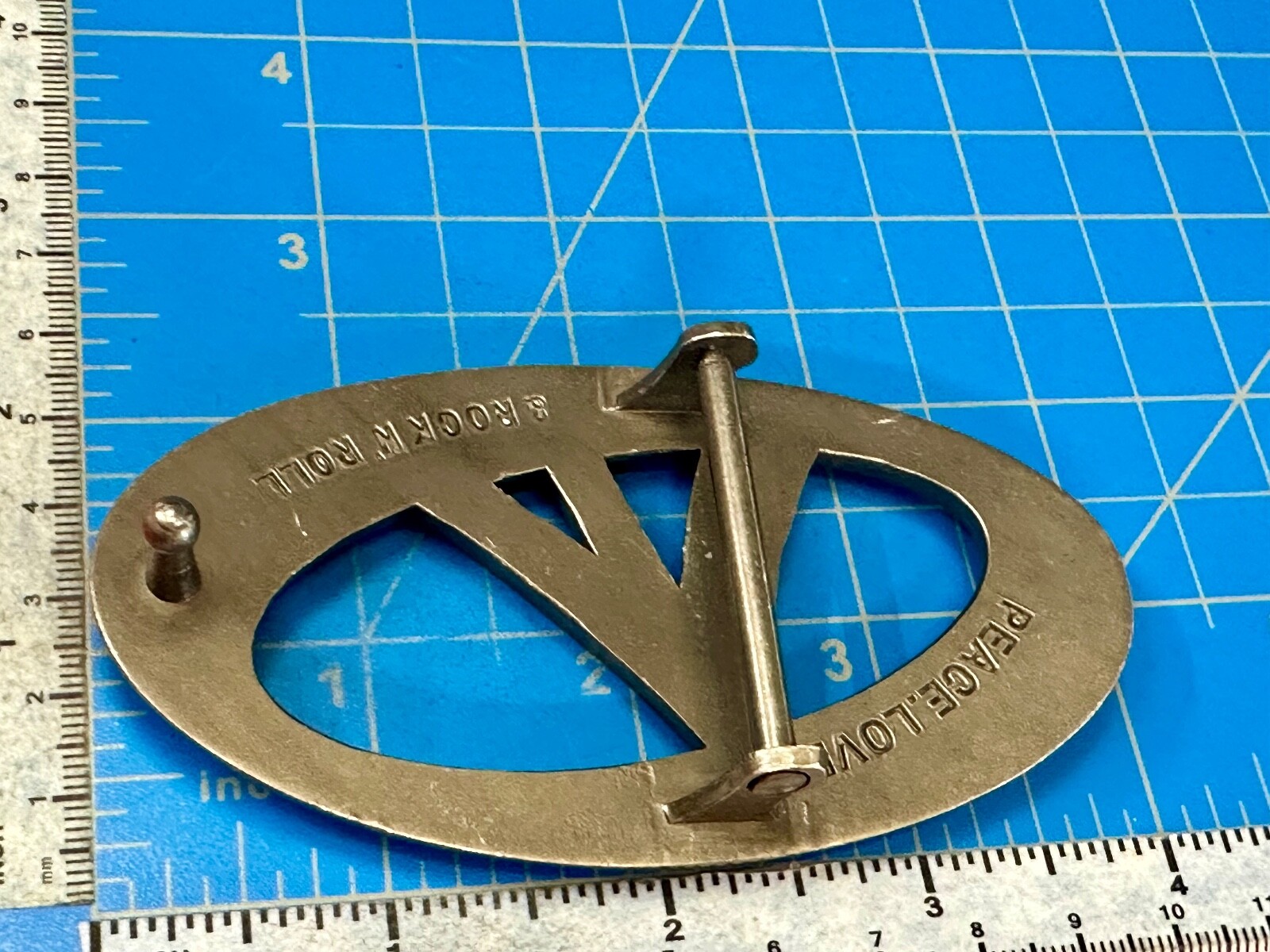 2OH Cutout gold color Vintage belt buckle – Peace love & Rock & Roll