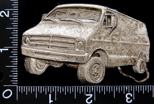 LL26170 NEAT VINTAGE ***DIECUT VAN*** SILVERTONE BELT BUCKLE