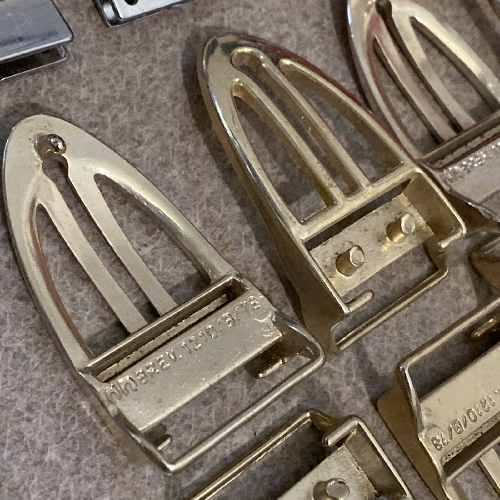 Geometric Belt Buckle non magnetic shiny metal Brass lot 2.5&Prime; x 1 3/8&Prime;