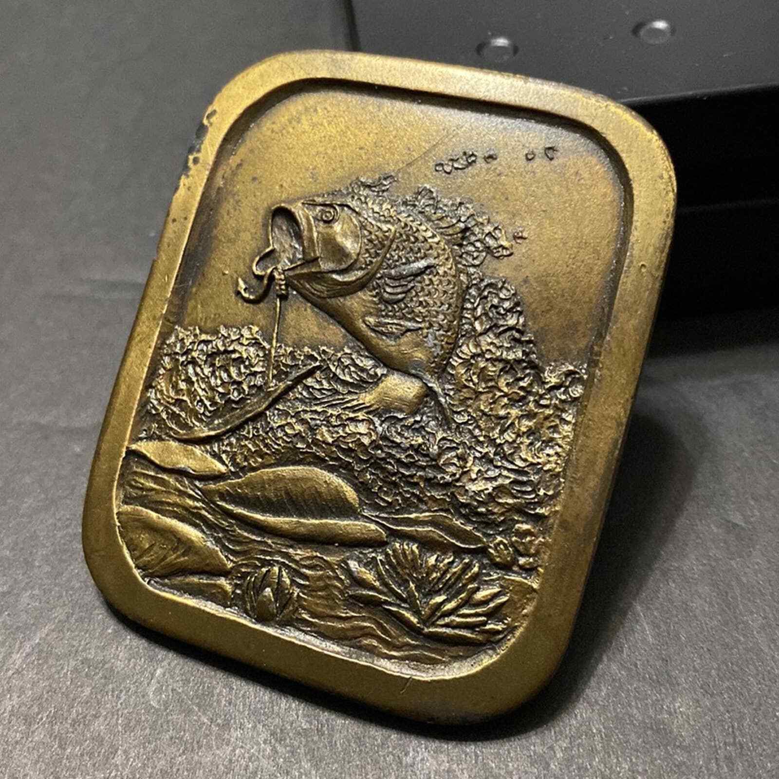Bass Fishing 1976 Vintage Indiana Metal Craft Solid Belt Buckle