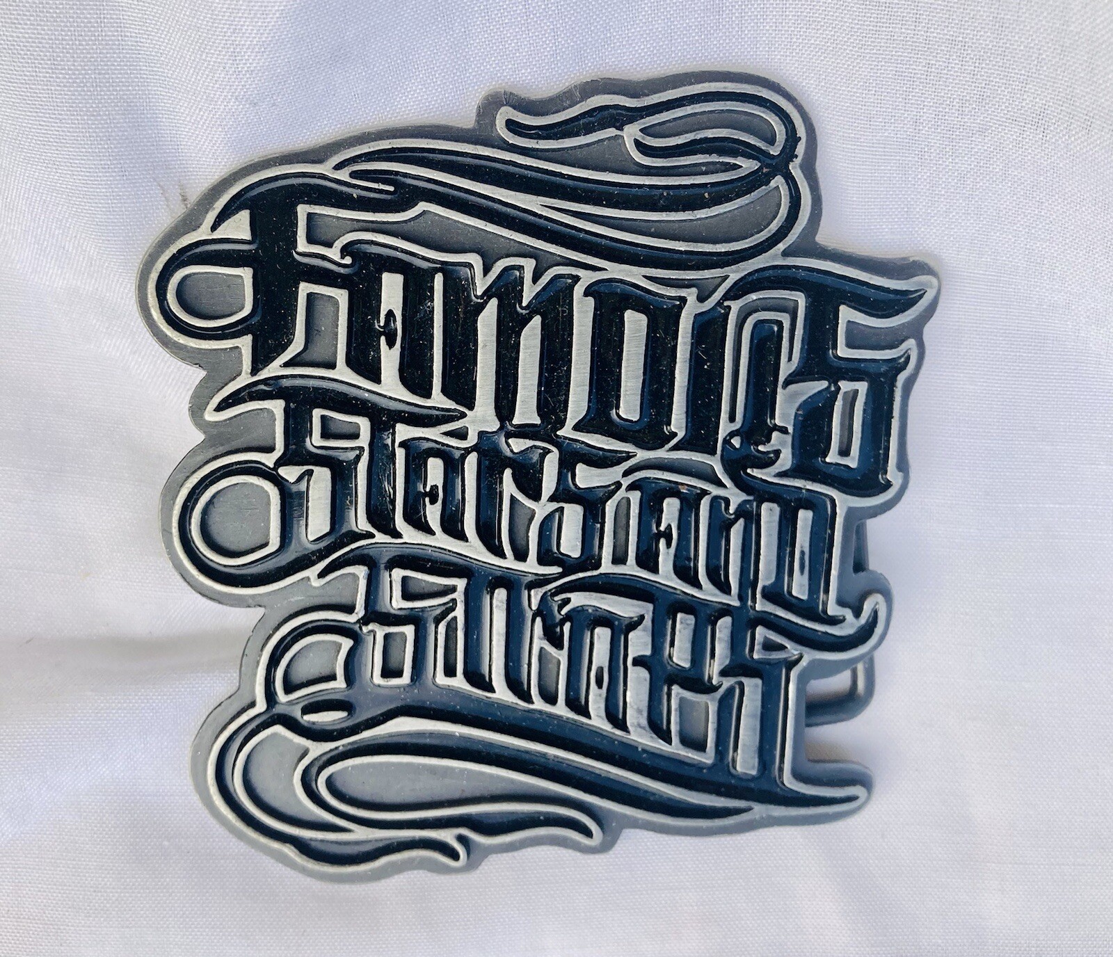 FAMOUS STARS & STRAPS BELT BUCKLE