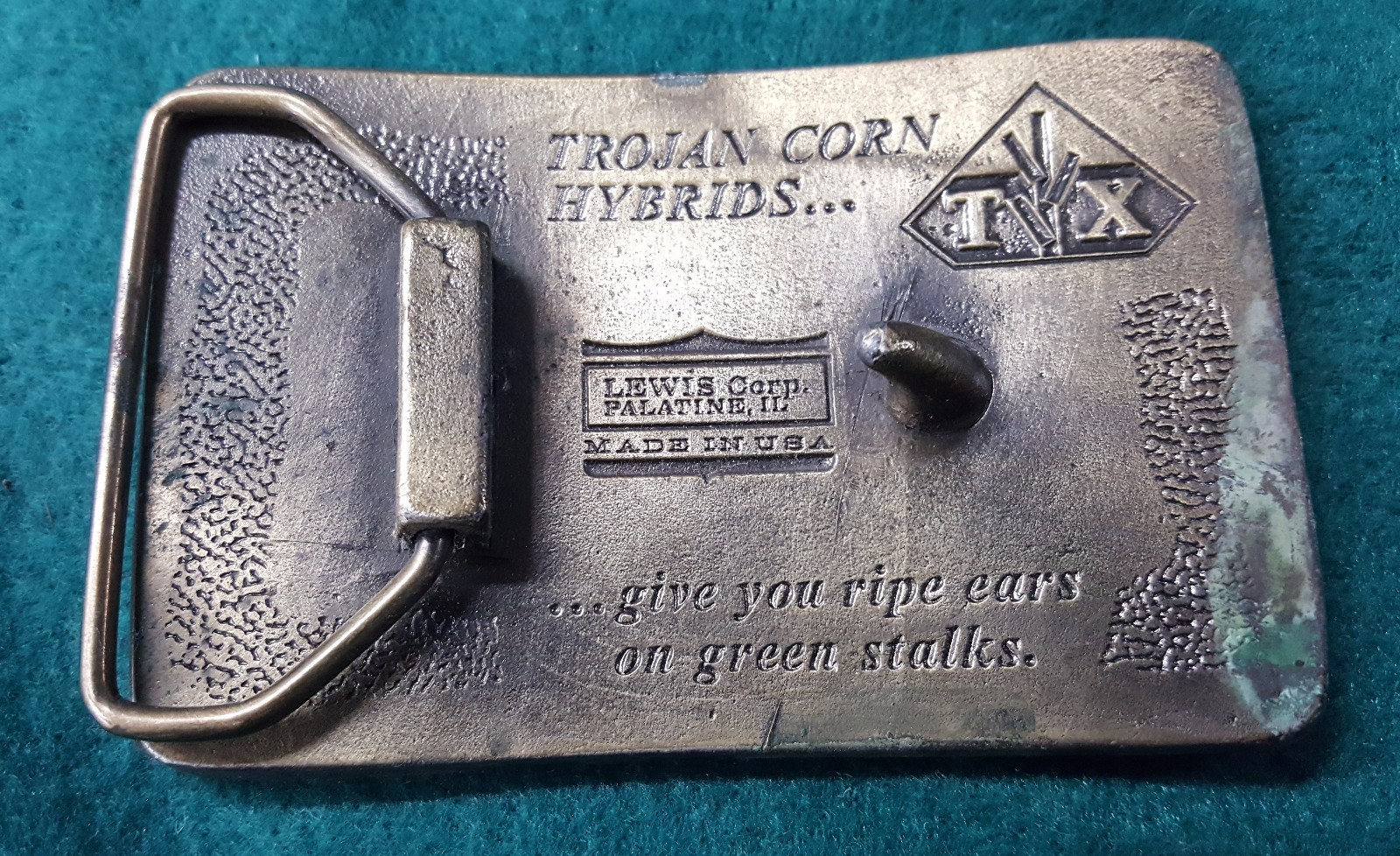 Trojan Hybrids Corn Lewis Corp Palatine IL Illinois Vintage Belt Buckle RARE