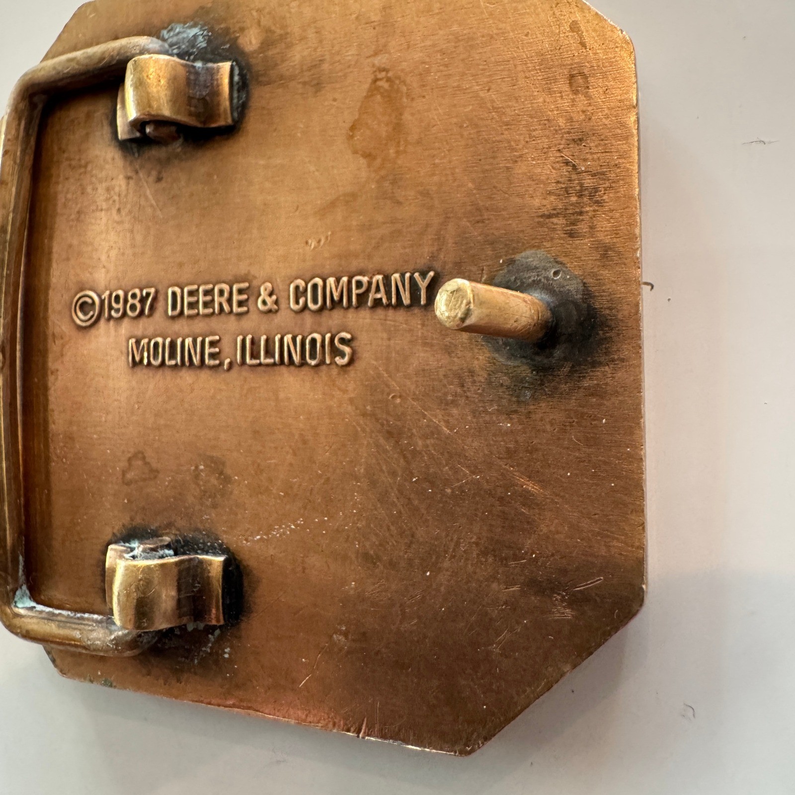 1987 Deere & Company Moline Illinois Octagon Buck Belt Buckle Deere Stag D Logo