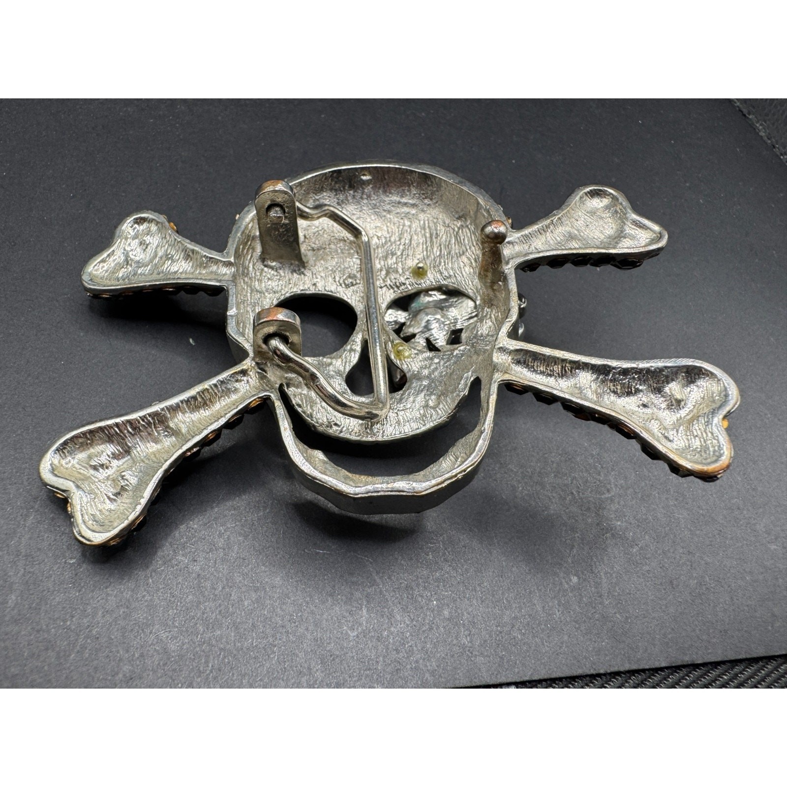 Pirate Skull Head Crossbones with Rhinestone Accent Gothic Punk Belt Buckle